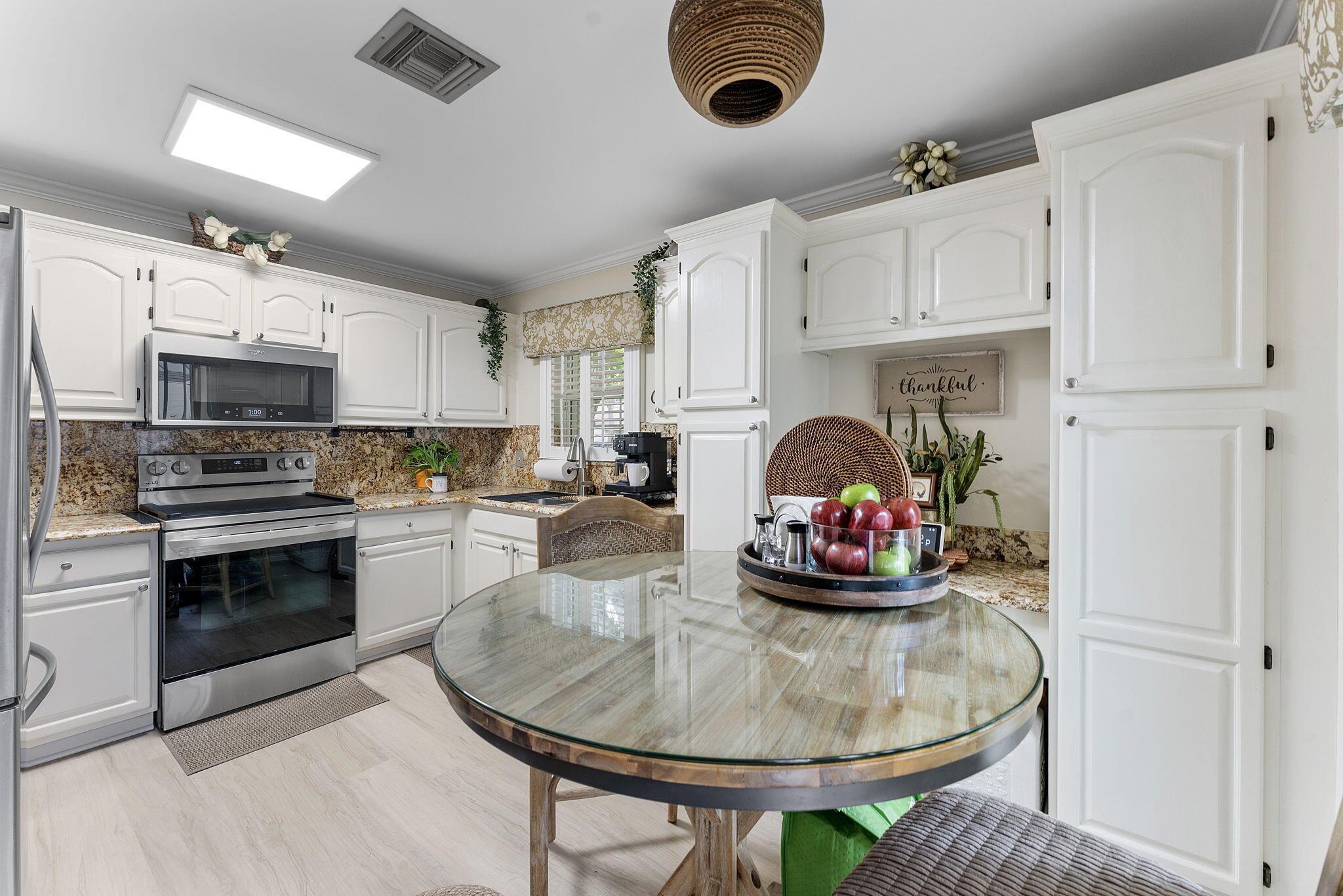 BOCA GARDENS - Residential