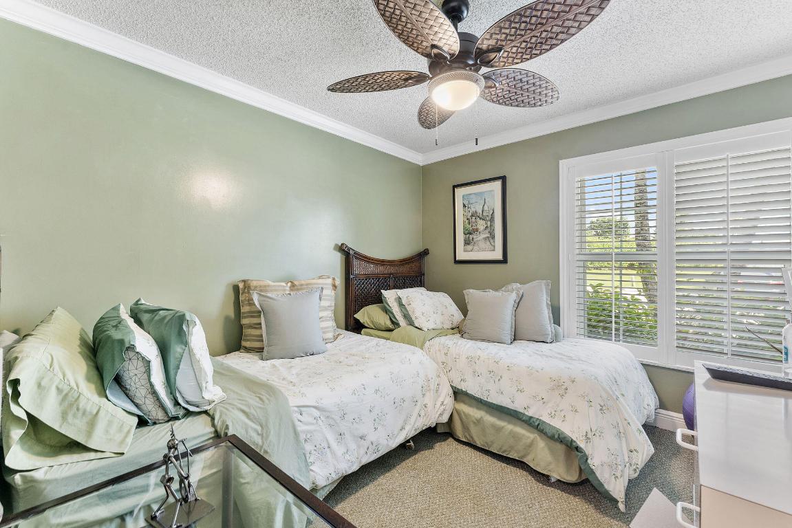 BOCA GARDENS - Residential