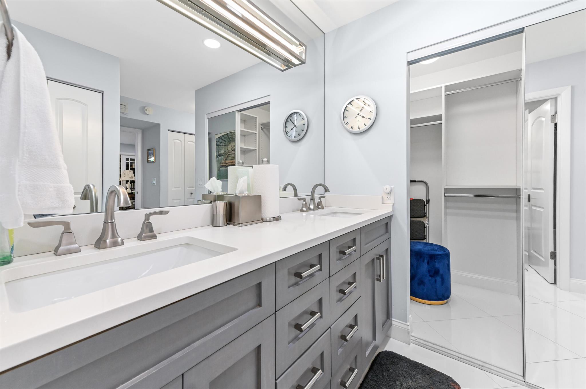 GLADES OF BOCA LAGO CONDO - Residential