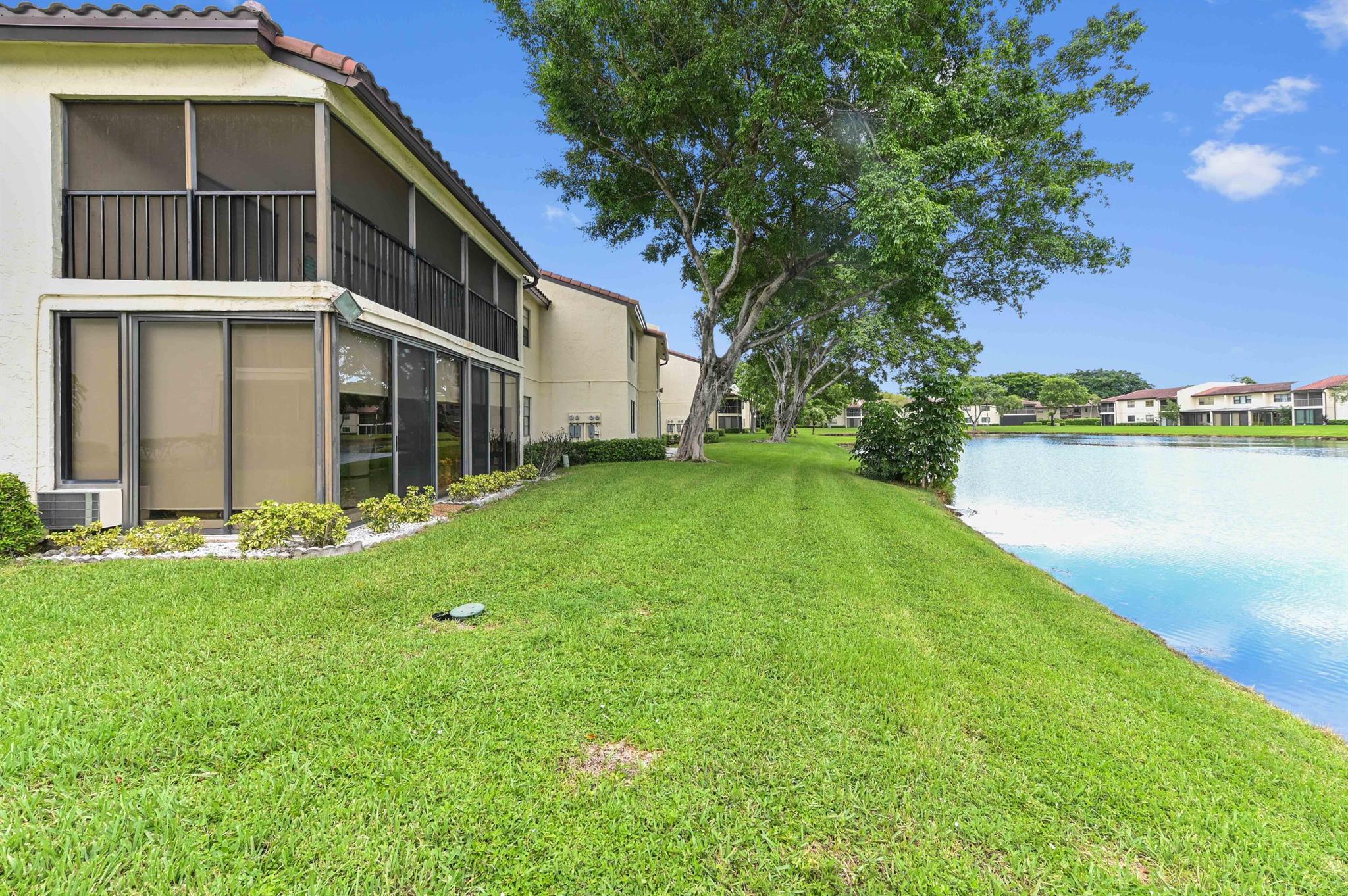 GLADES OF BOCA LAGO CONDO - Residential