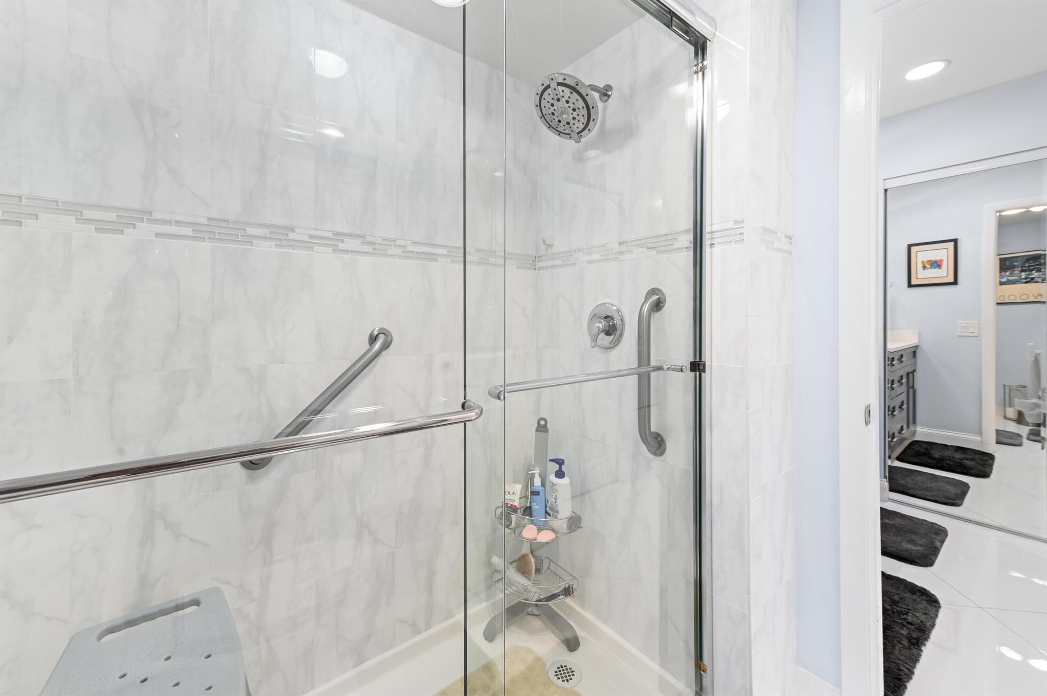 GLADES OF BOCA LAGO CONDO - Residential