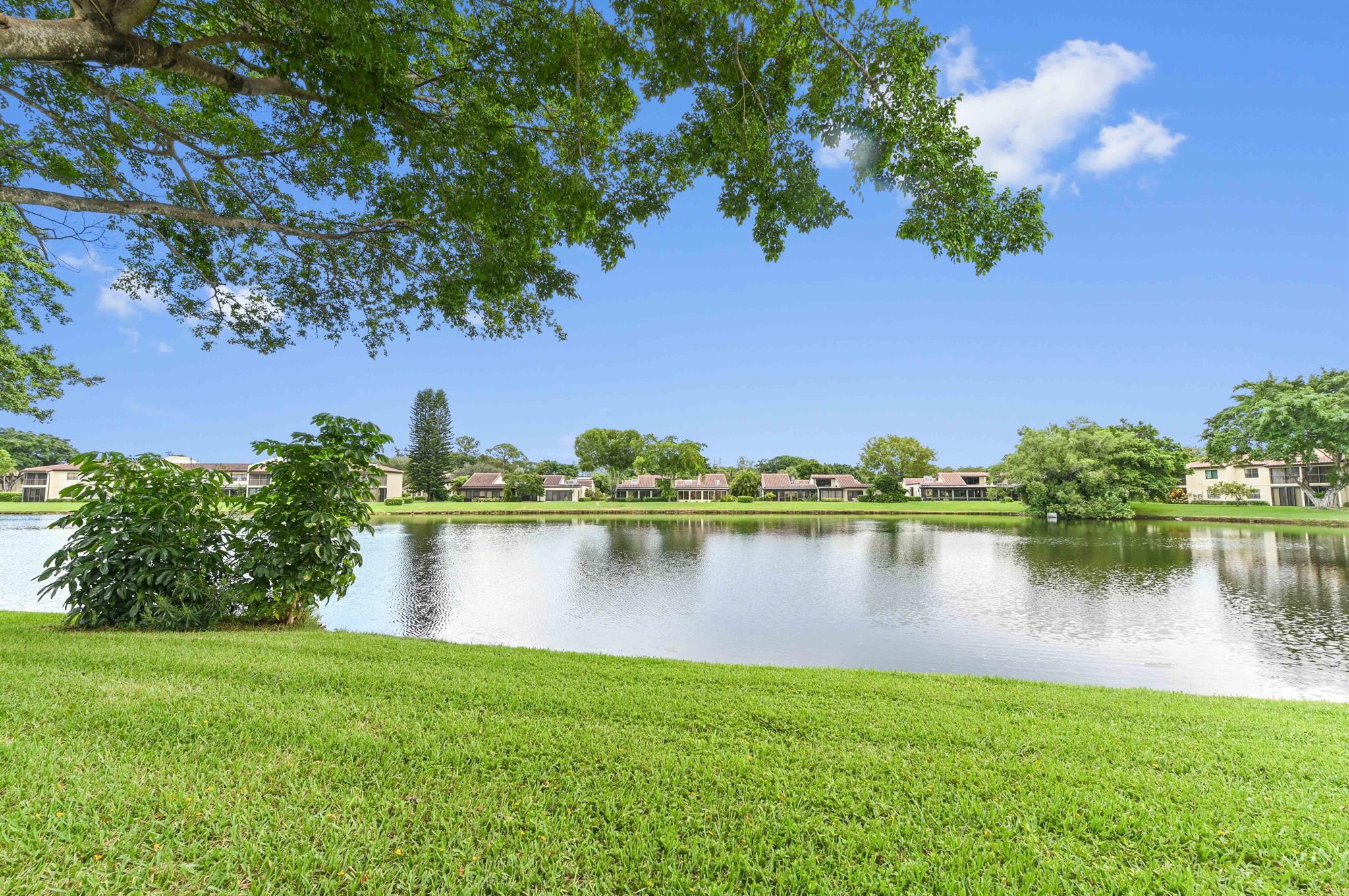 GLADES OF BOCA LAGO CONDO - Residential