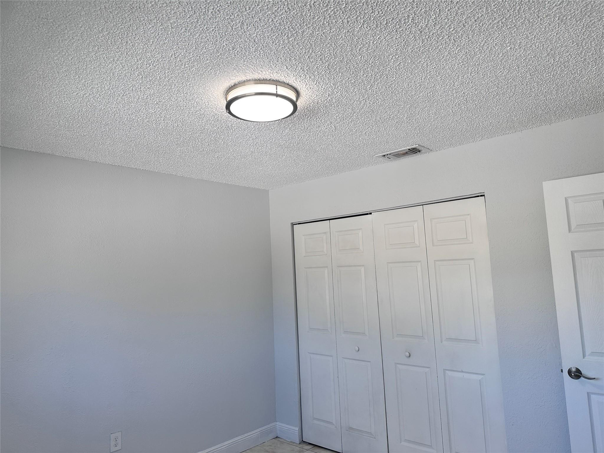 NORTHERN BLVD TRACK - Residential Lease