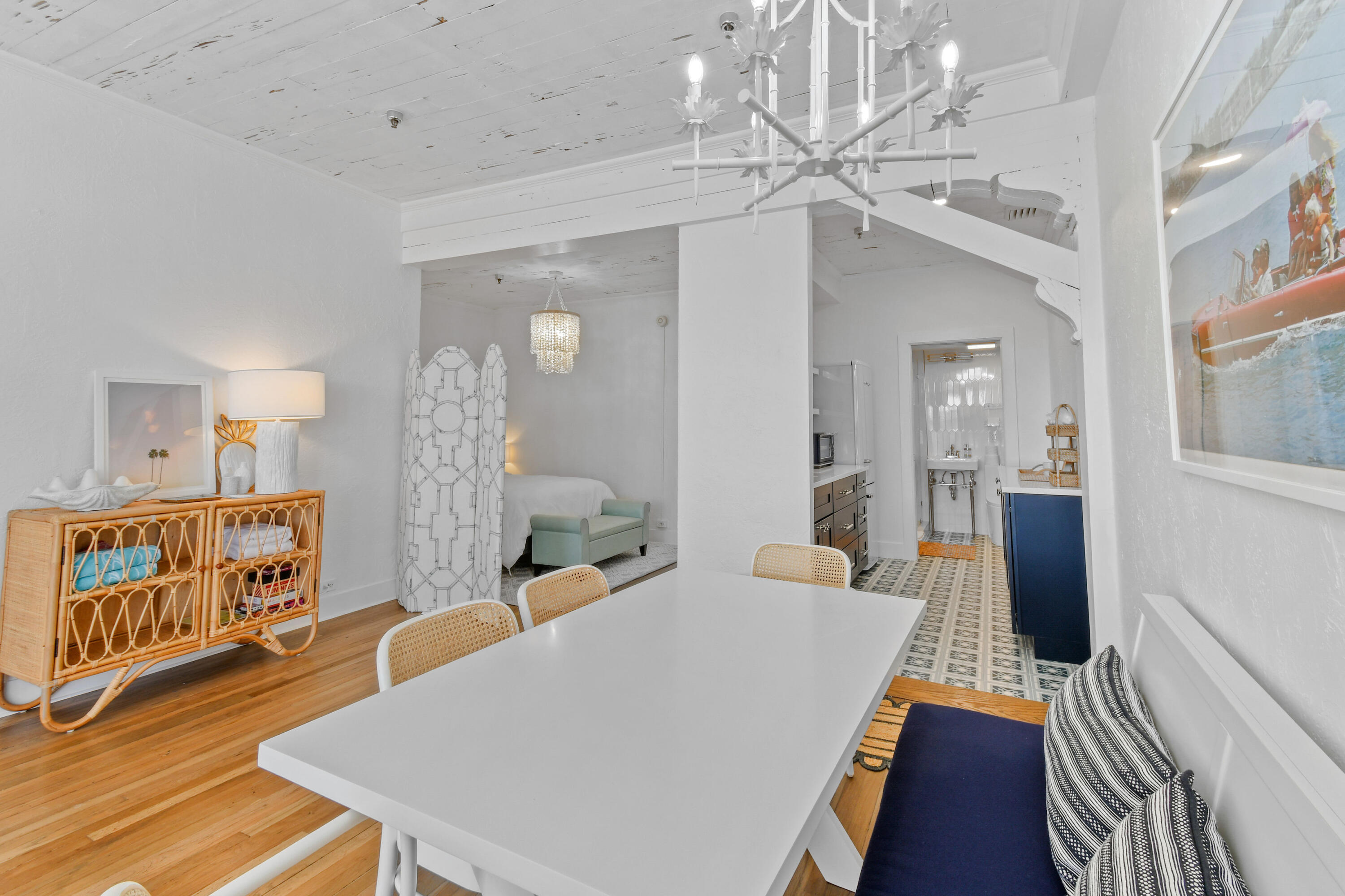 PALM BEACH HOTEL CONDO - Residential