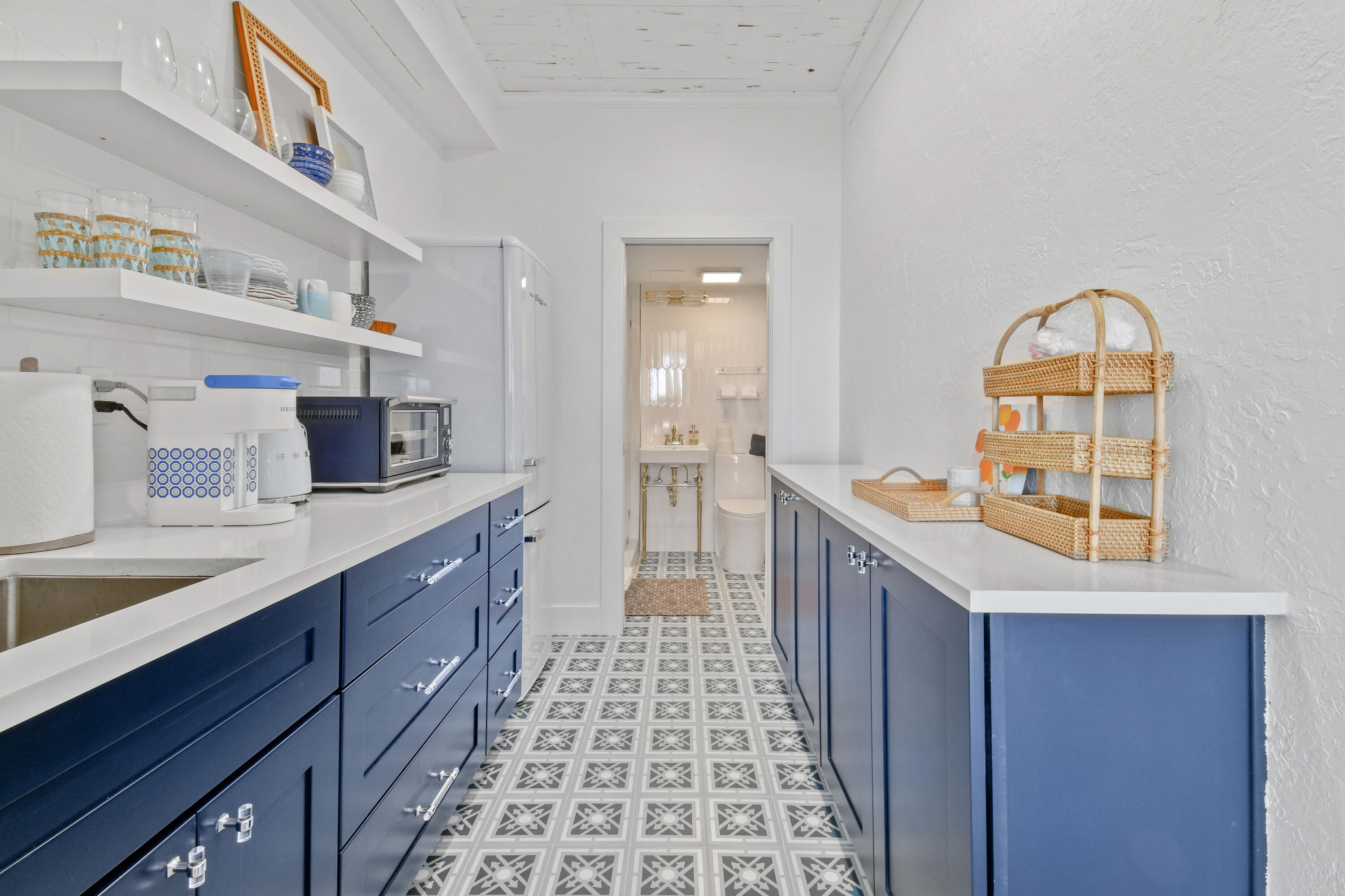 PALM BEACH HOTEL CONDO - Residential