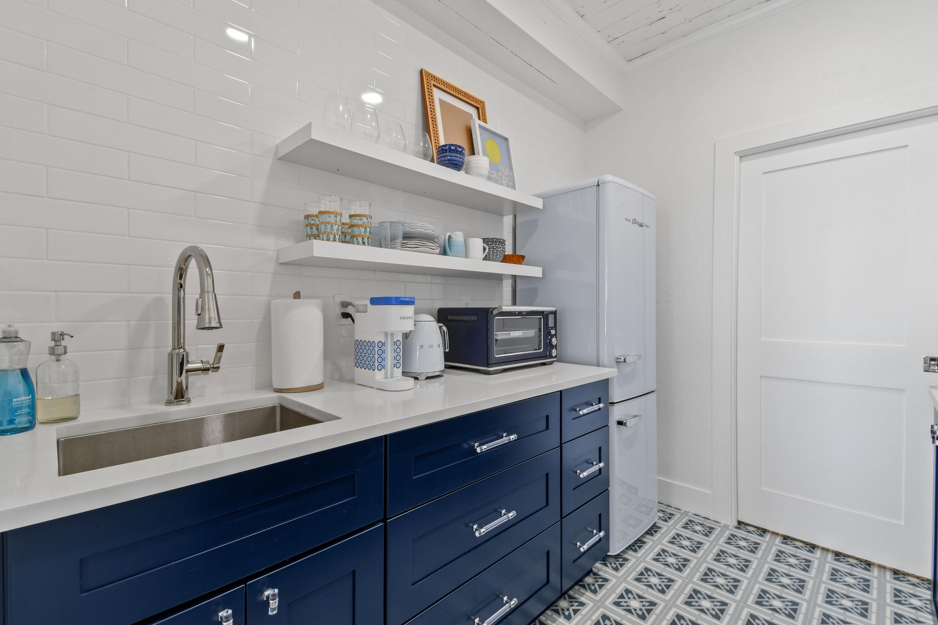 PALM BEACH HOTEL CONDO - Residential