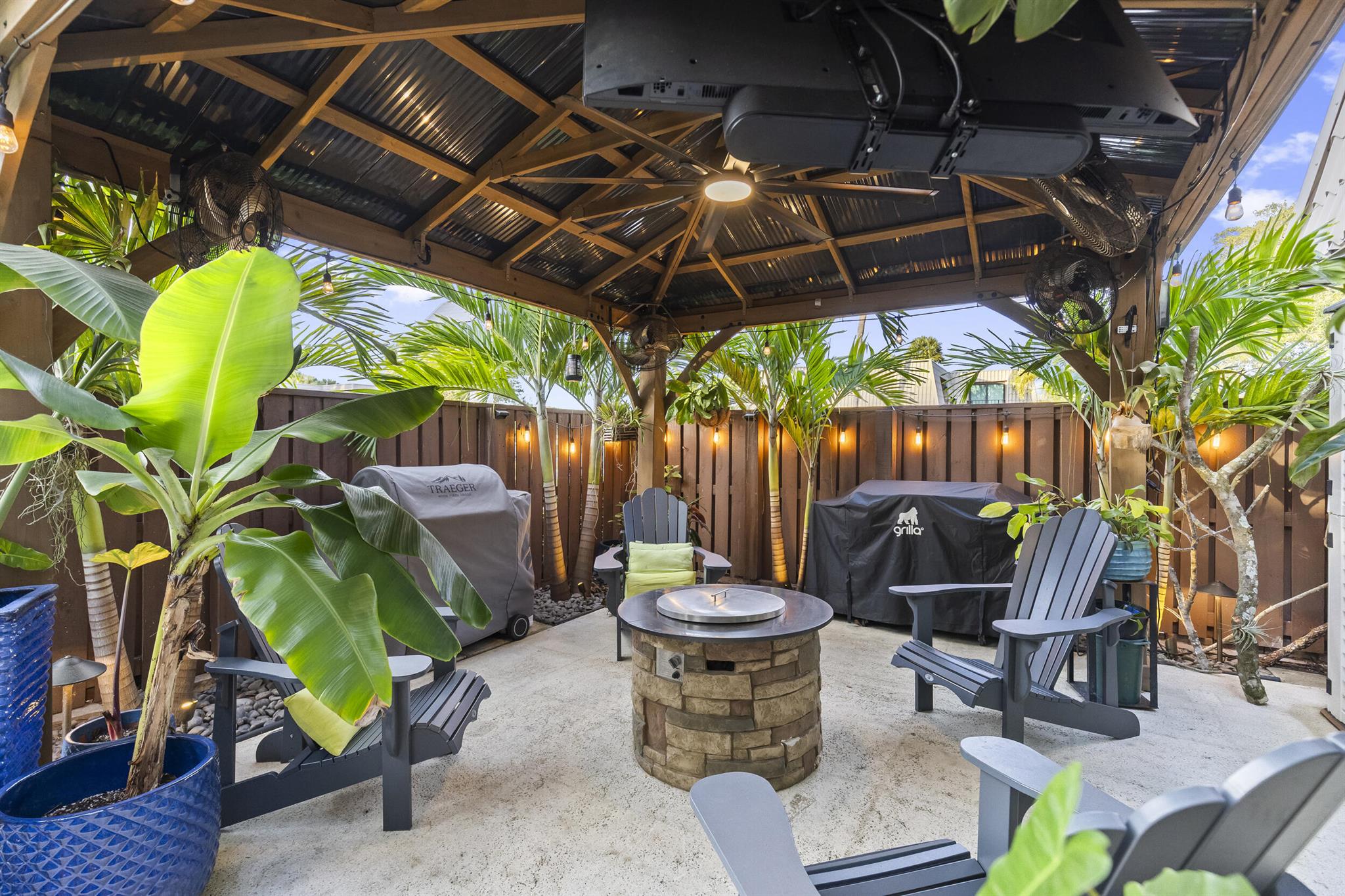 VILLAGE OF SANDALWOOD LAK - Residential