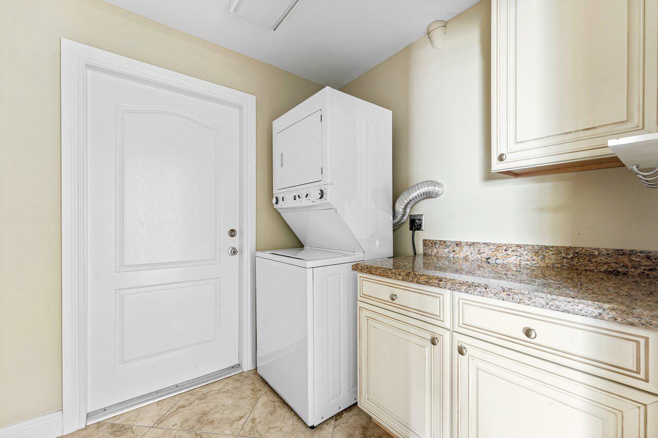 Delaire Country Club - Residential