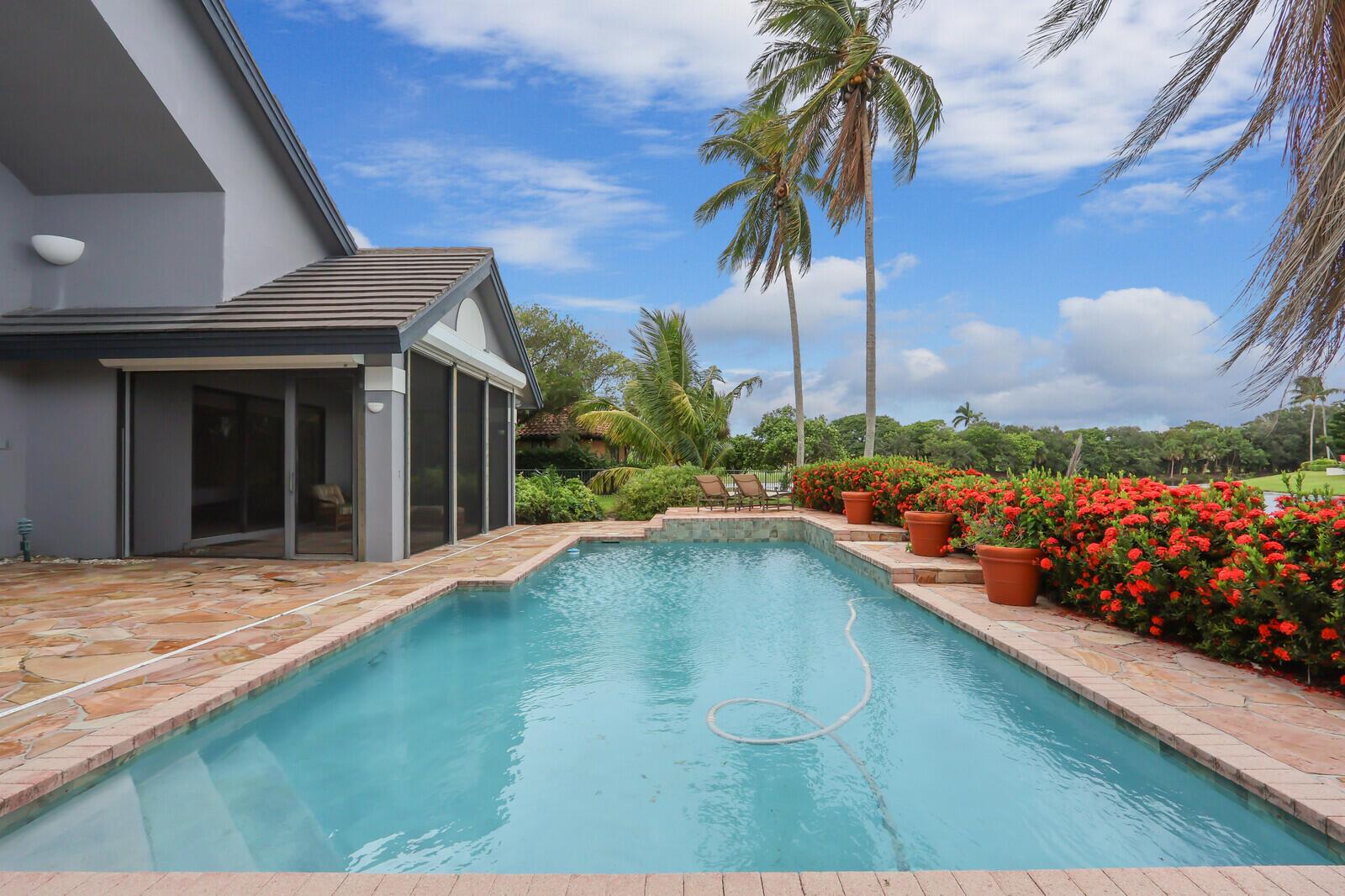 FRENCHMANS CREEK - Residential