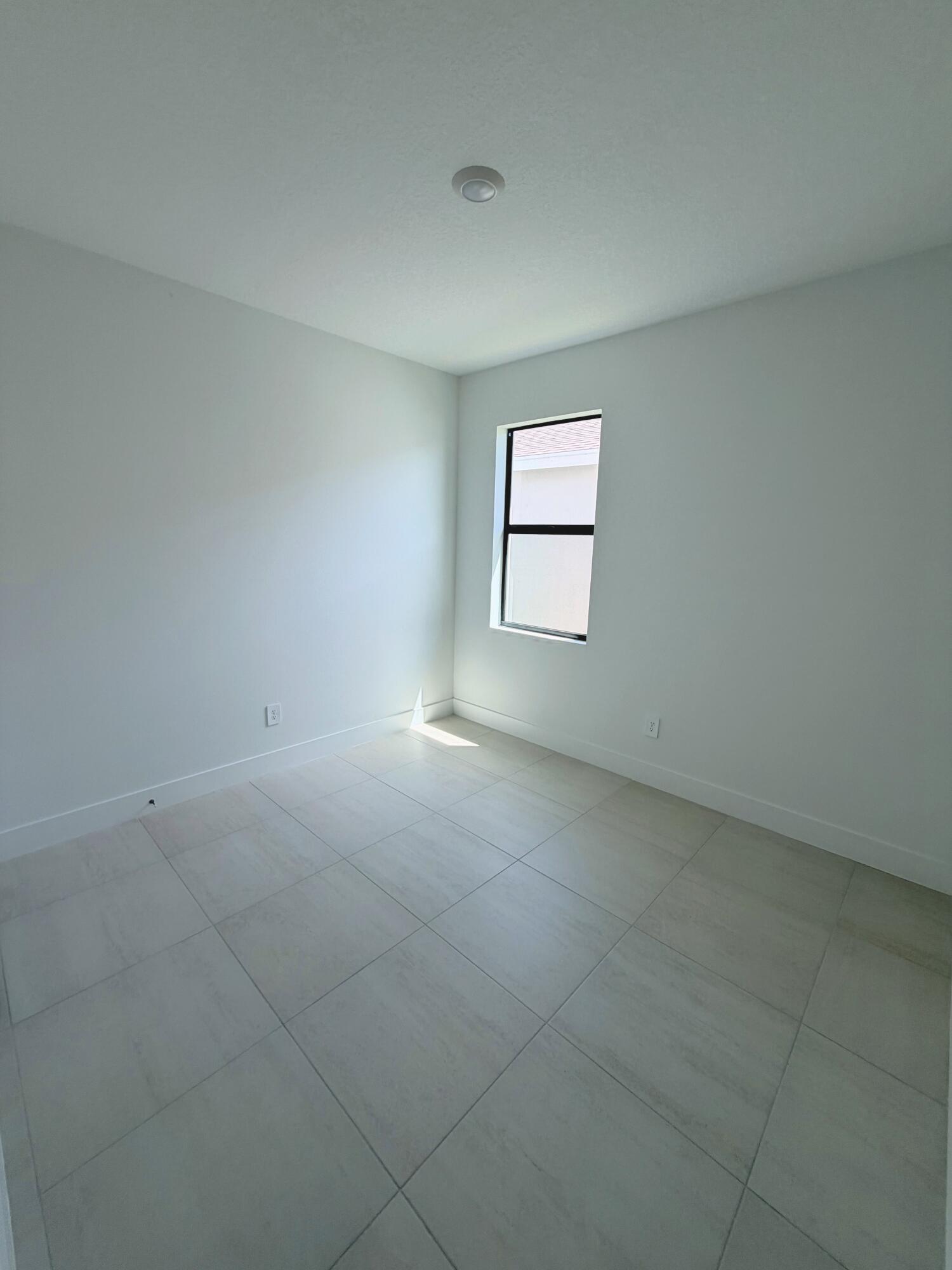 6570 SE Park Trace Drive, Stuart, FL, 34997/$638,000 4 6570 SE Park Trace Drive