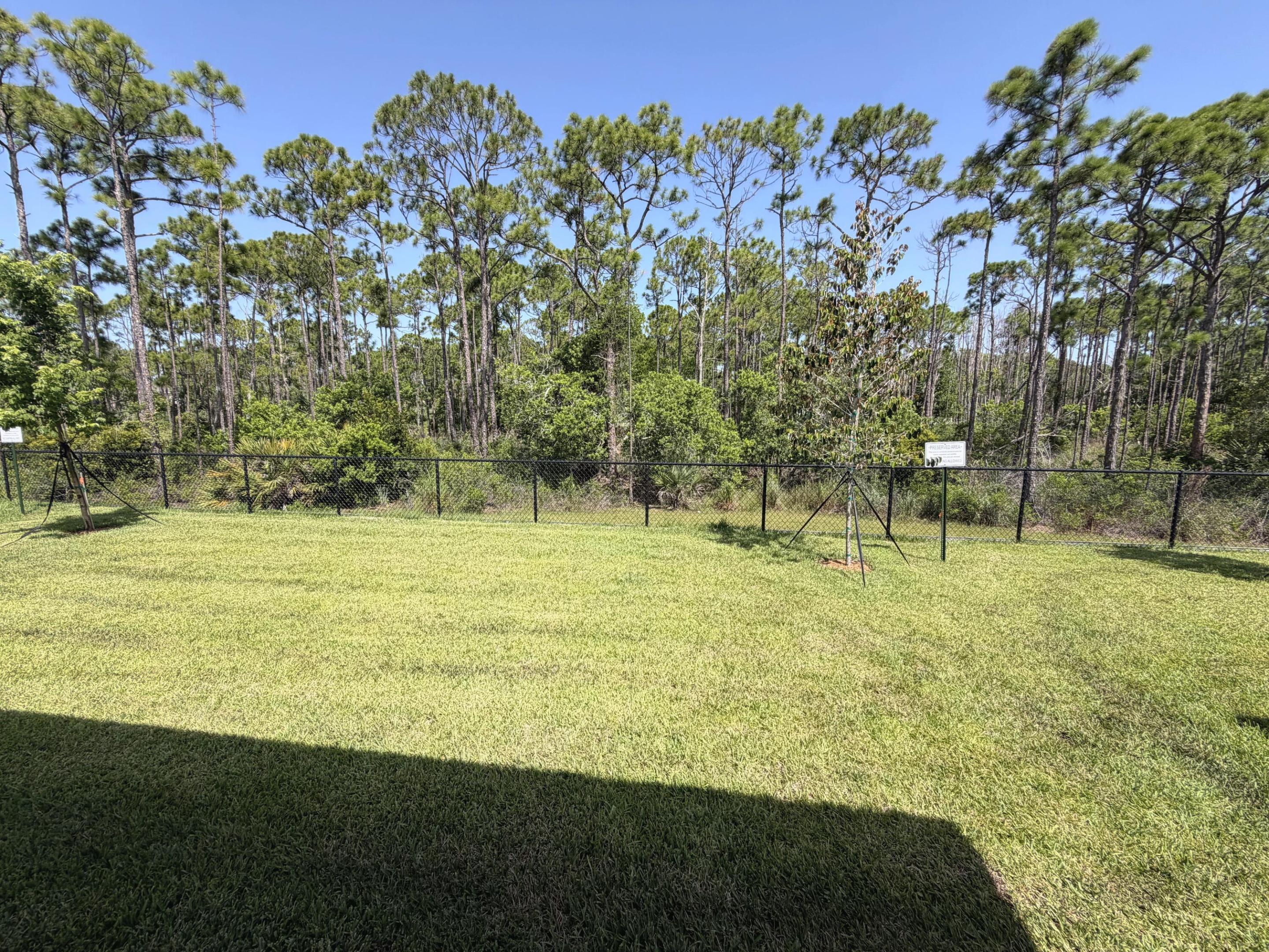 6570 SE Park Trace Drive, Stuart, FL, 34997/$638,000 1 6570 SE Park Trace Drive