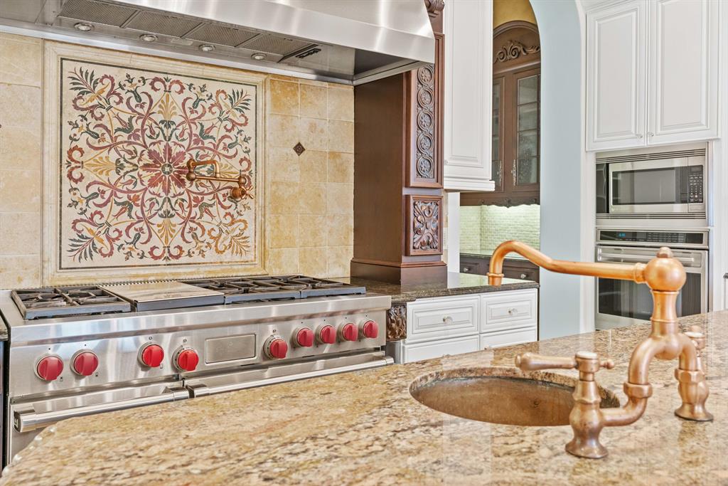 Admirals Cove - Residential