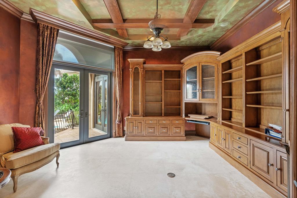 Admirals Cove - Residential