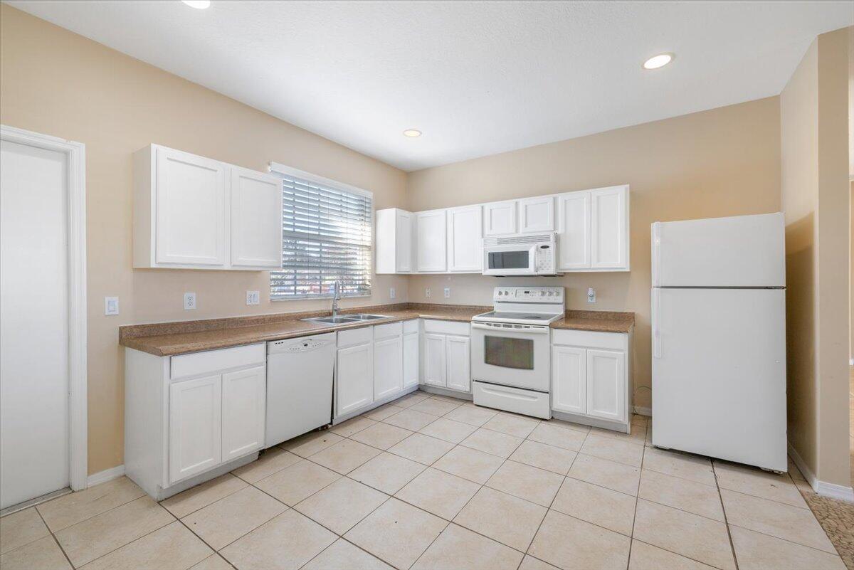 Vero Lake Estates - Residential