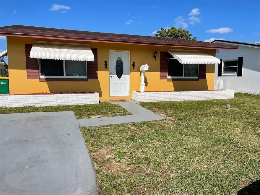 SPACIOUS 2 BEDROOMS , 1 BATHROOM SINGLE FAMILY HOME IN MAINLANDS OF TAMARAC LAKE. ASSOC STATES 55+ COMMUNITY. UPGRADED AND CENTRALLY LOCATED TO ALL THE MAJOR HIGHWAY AND SHOPPING FACILITIES.
