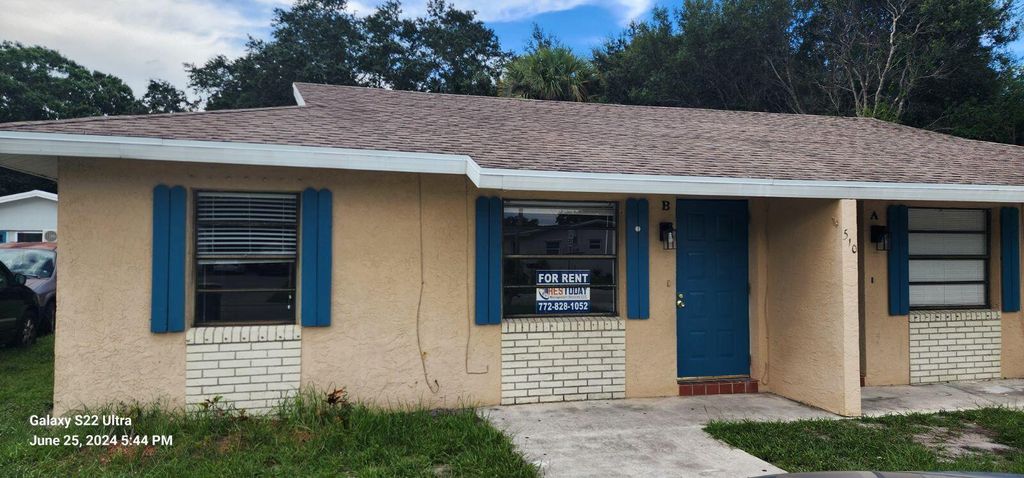 Photo of 510 Wisteria Avenue #B, Fort Pierce, FL 34982 (MLS # R10999370)