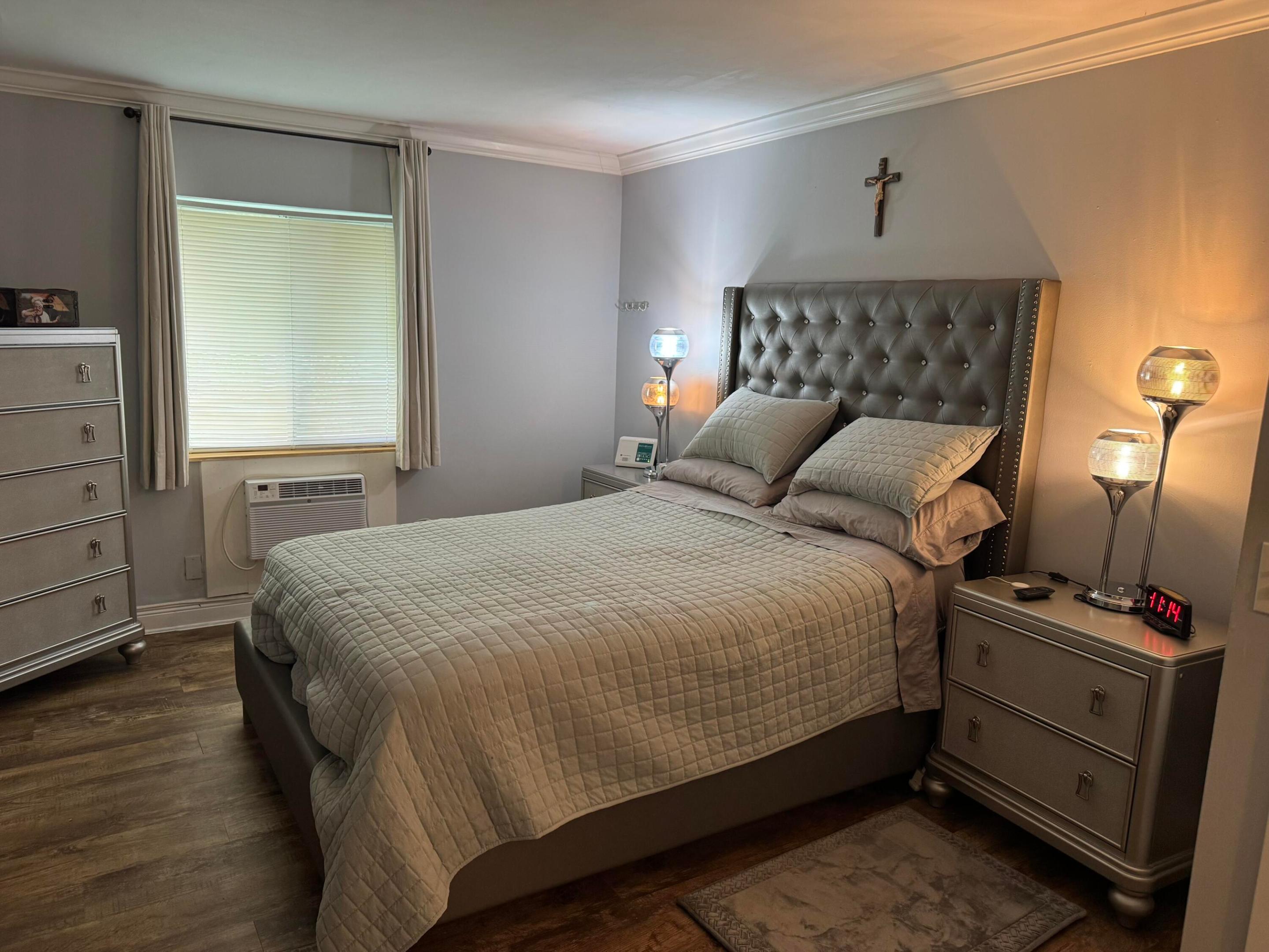 LA PINATA - Residential