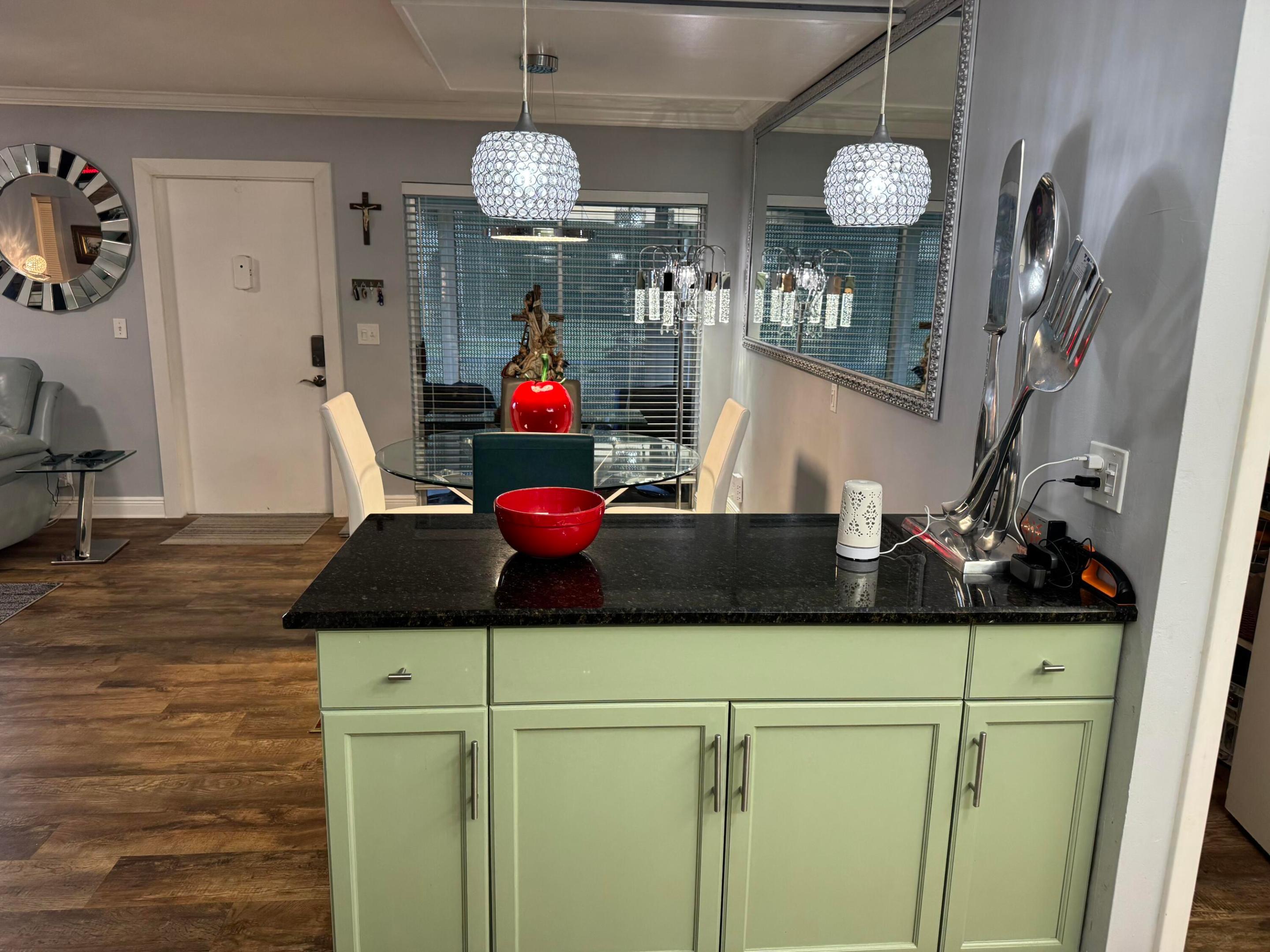 LA PINATA - Residential