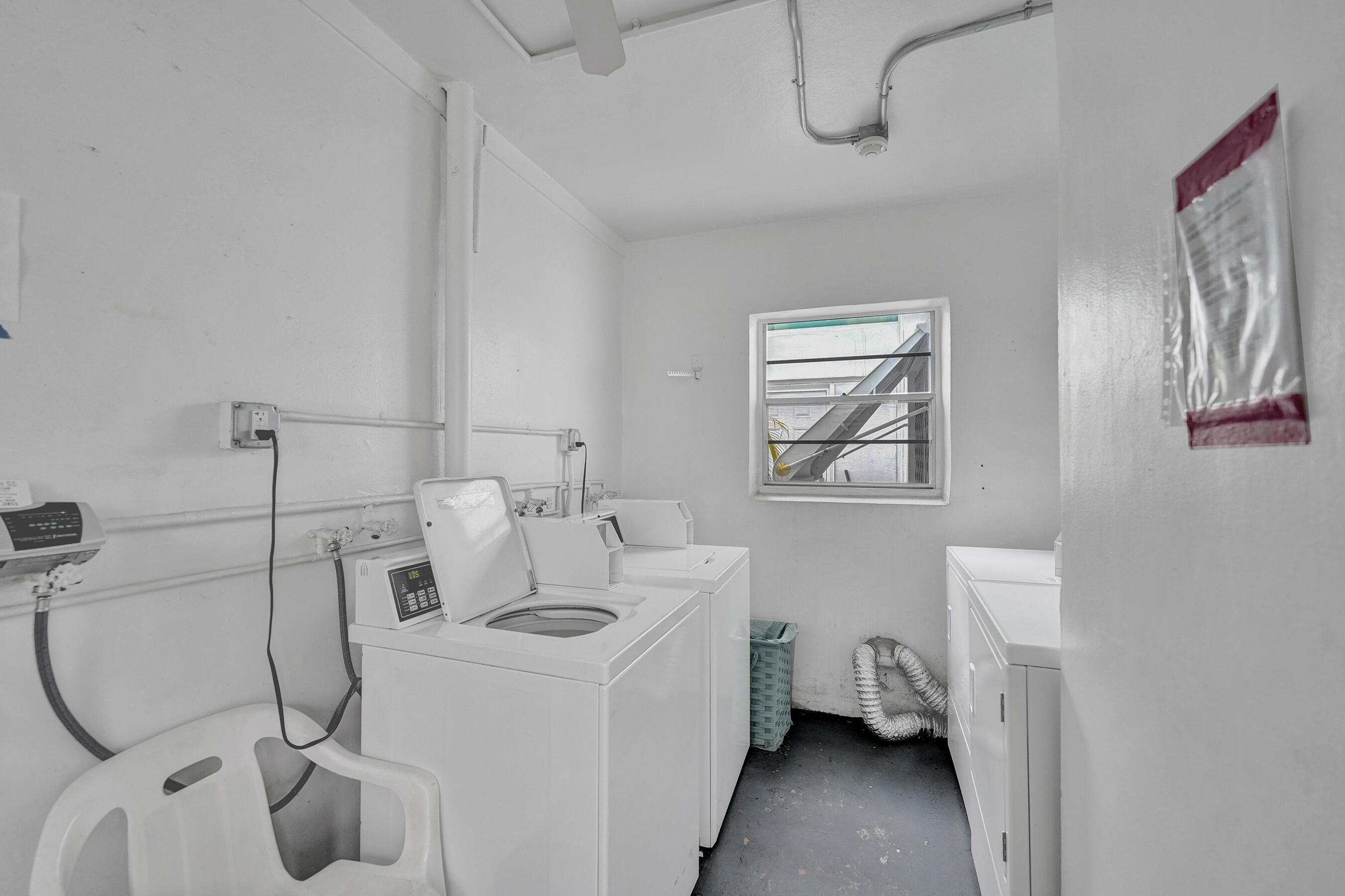 FAIRVIEW IV CONDO - Residential