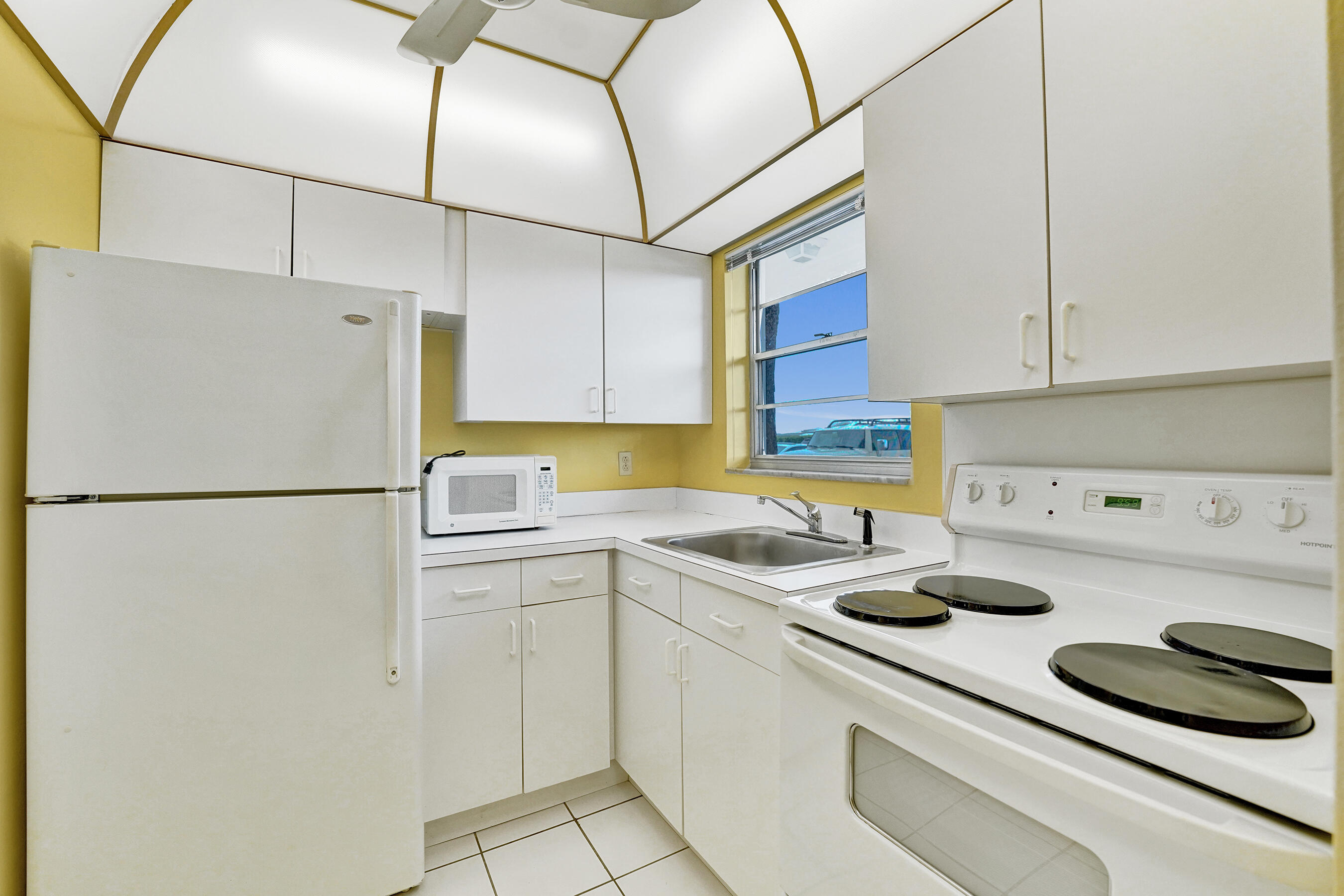 2551 W Golf Boulevard 108