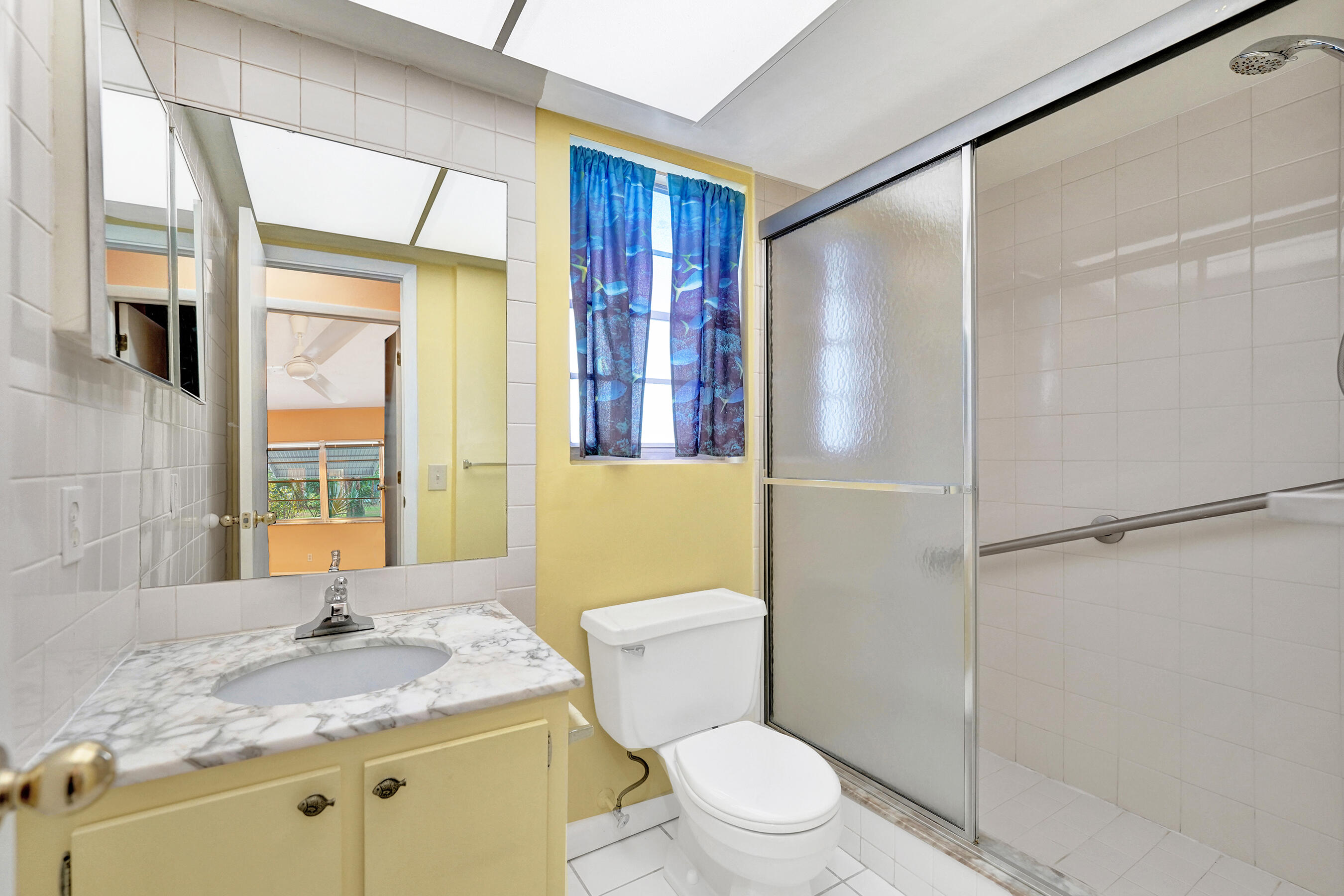 FAIRVIEW IV CONDO - Residential