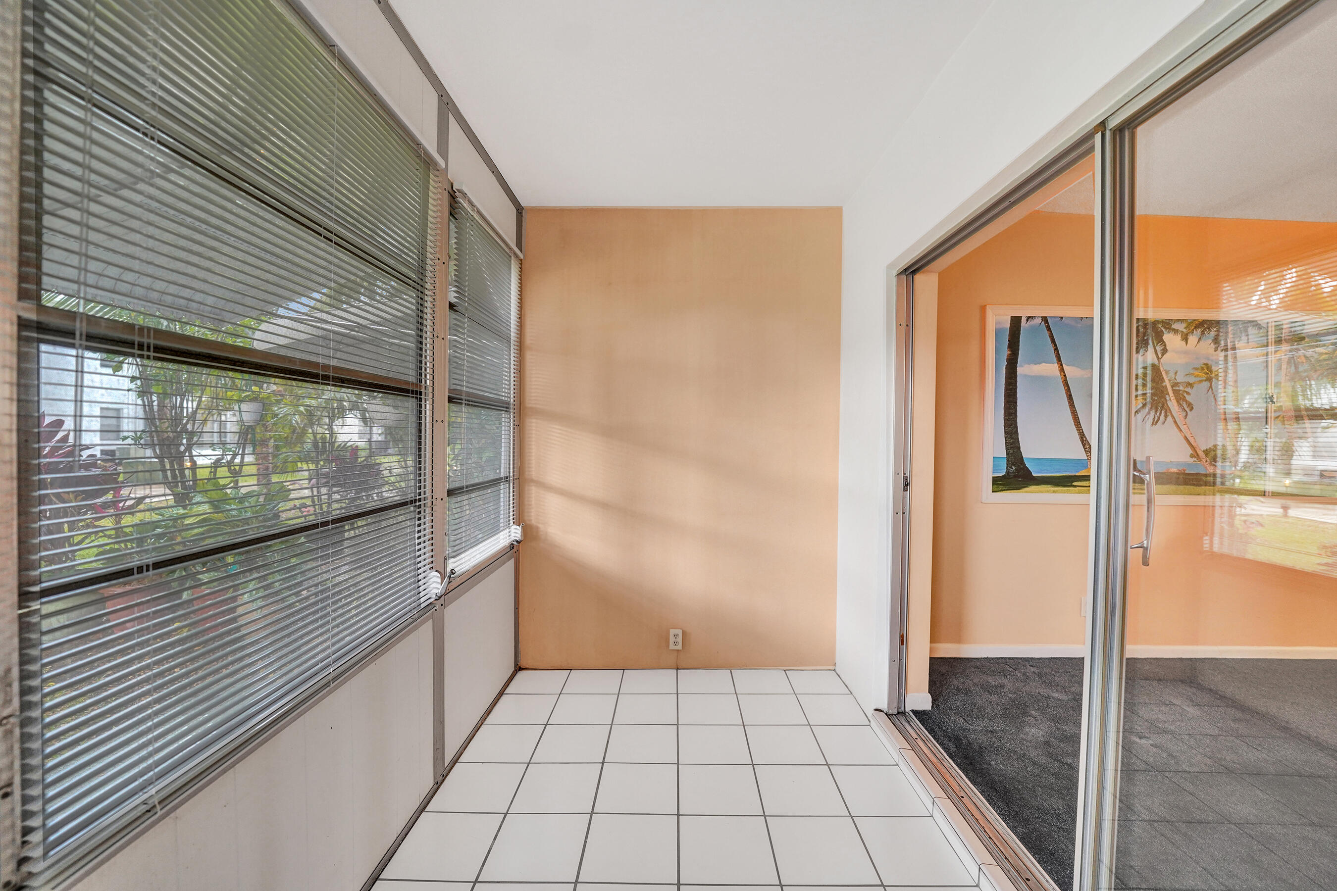 FAIRVIEW IV CONDO - Residential