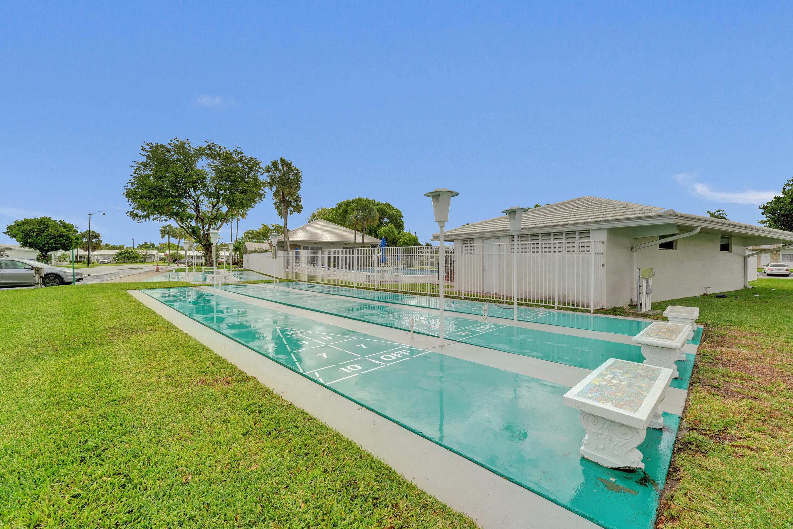 FAIRVIEW IV CONDO - Residential