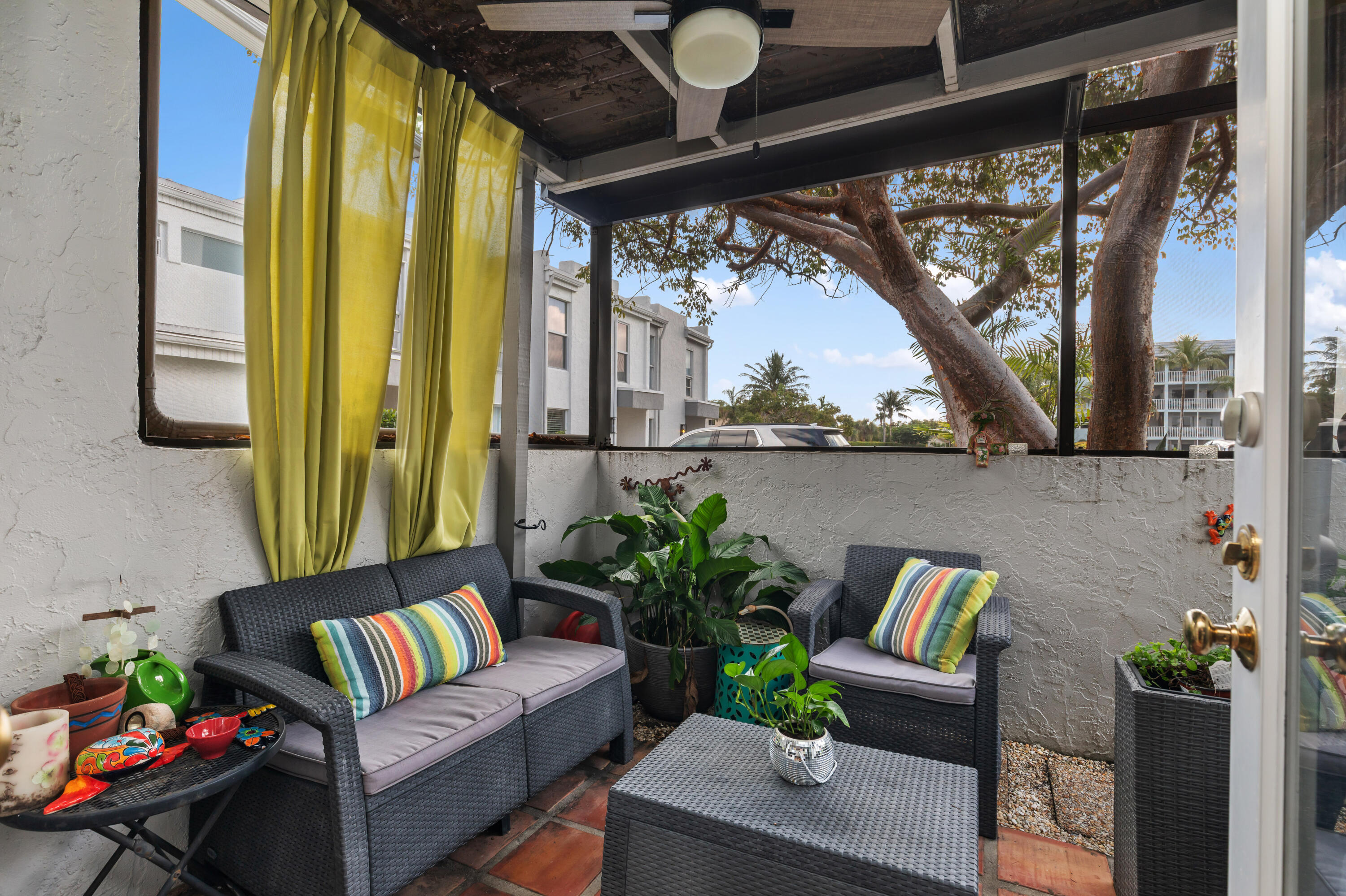 CYPRESS COVE CONDOMINIUM - Residential