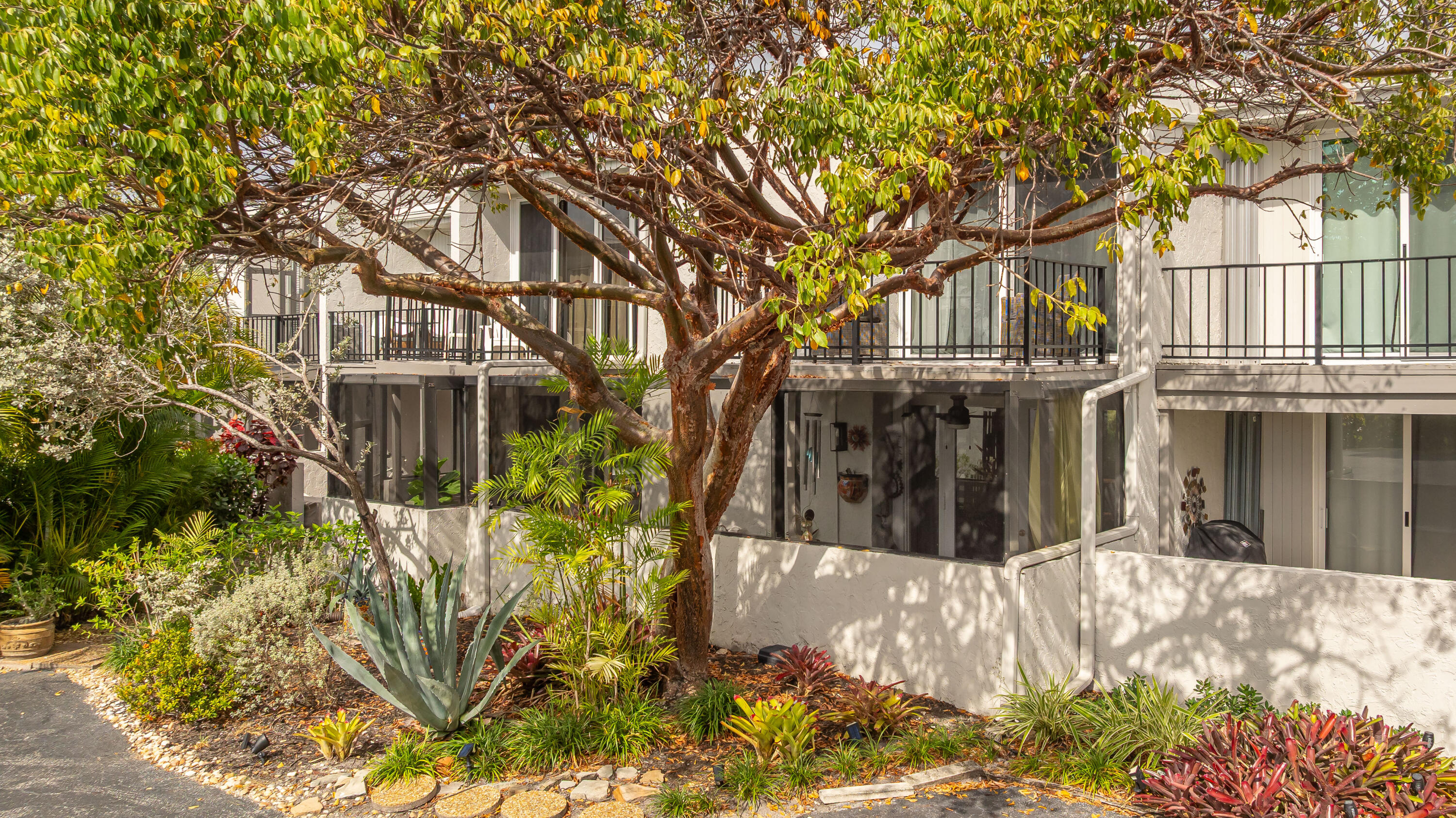 CYPRESS COVE CONDOMINIUM - Residential