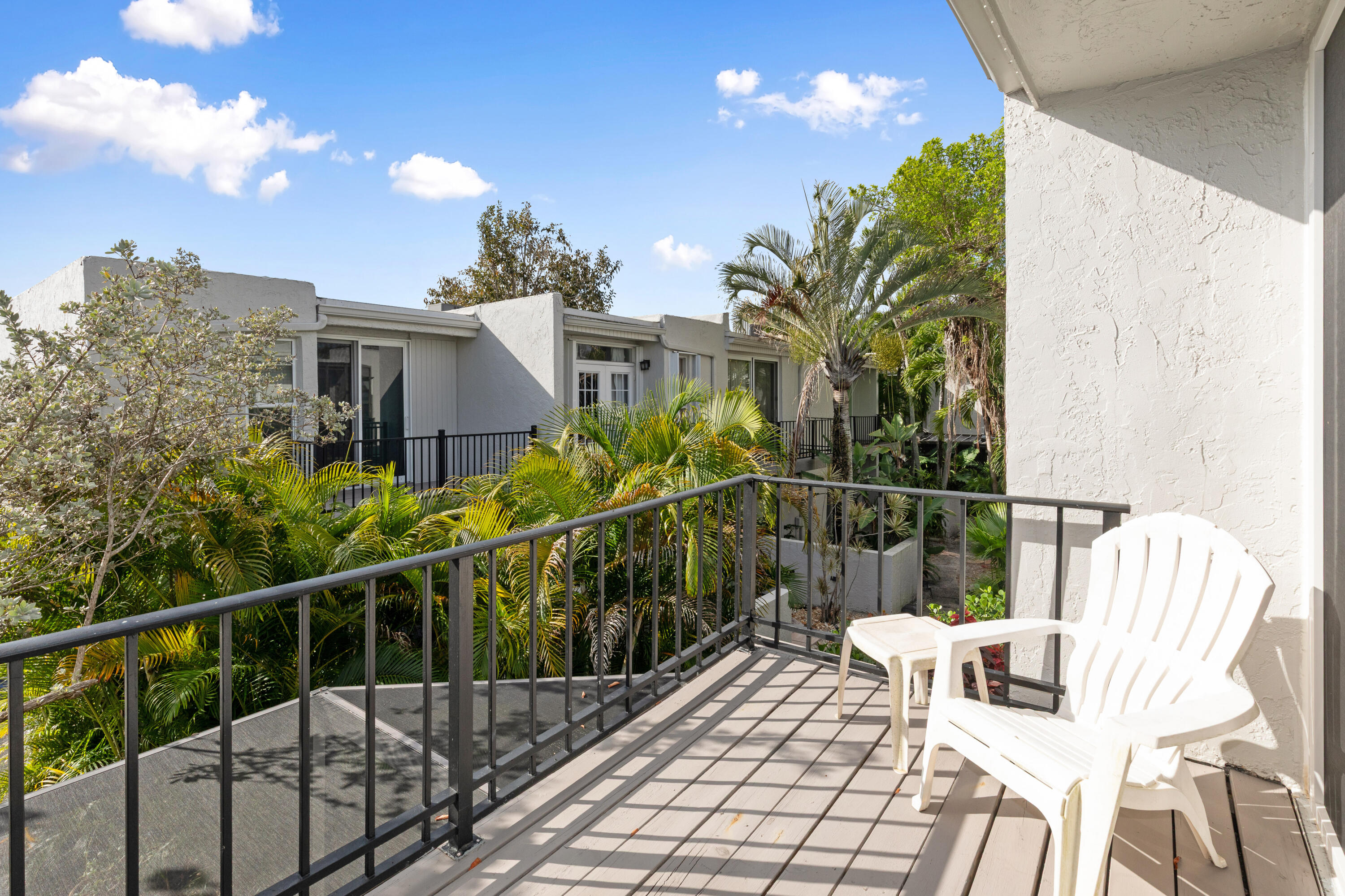 CYPRESS COVE CONDOMINIUM - Residential