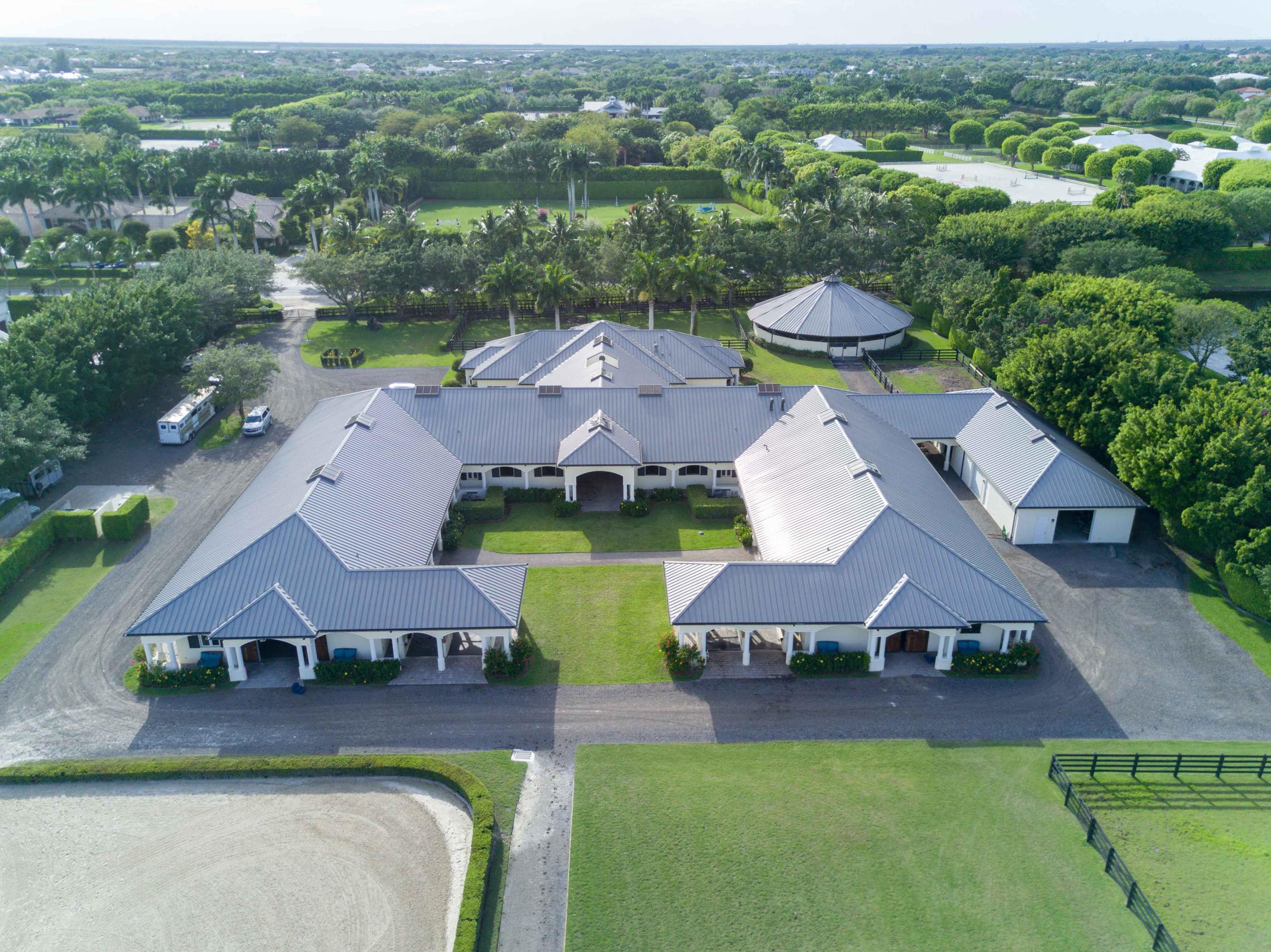 GRAND PRIX FARMS - Residential