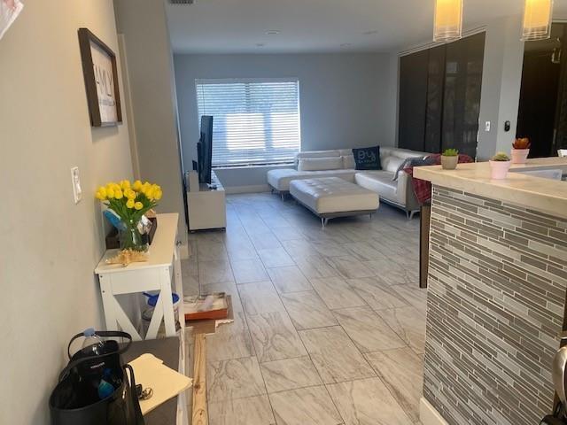 2581 Carambola Cir