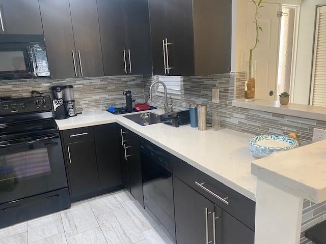 2581 Carambola Cir