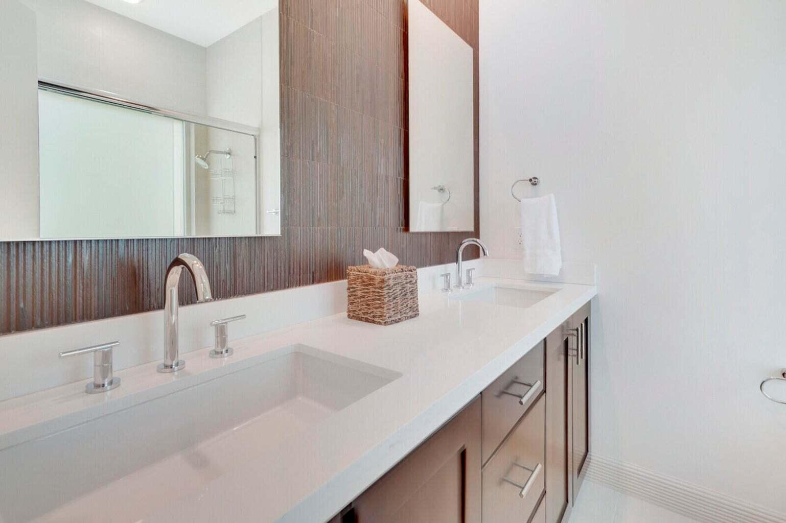 BROOKSIDE 4 - Residential