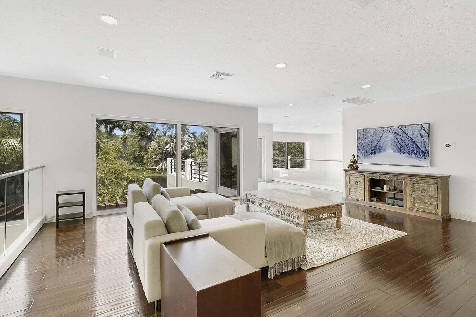 BROOKSIDE 4 - Residential