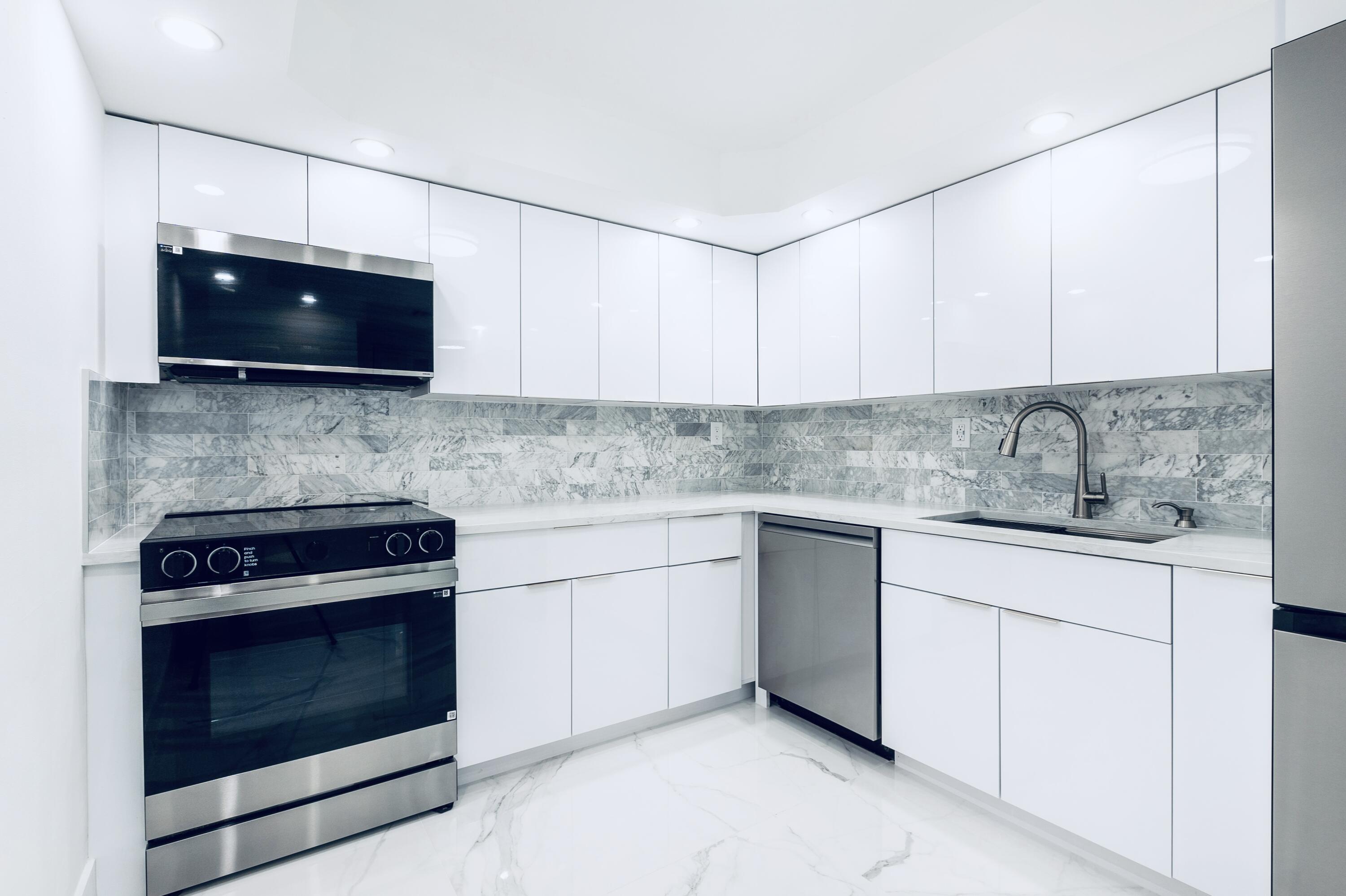 TOWERS OF OCEANVIEW SOUTH - Residential
