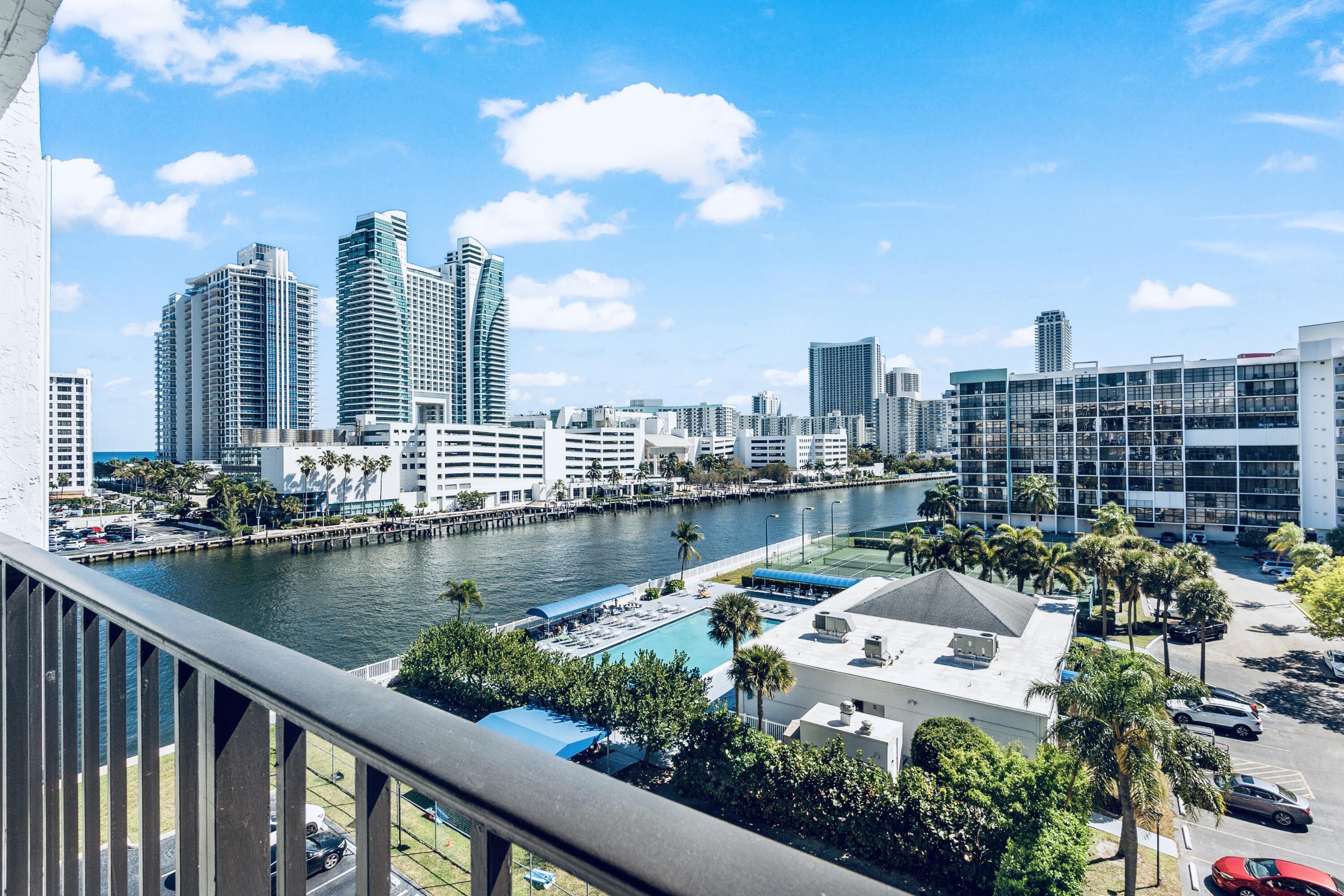 TOWERS OF OCEANVIEW SOUTH - Residential