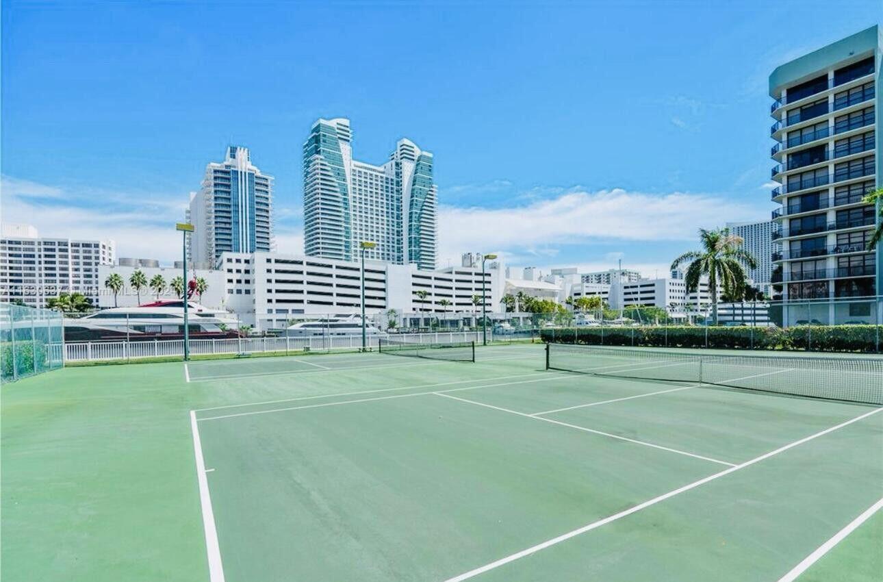 TOWERS OF OCEANVIEW SOUTH - Residential