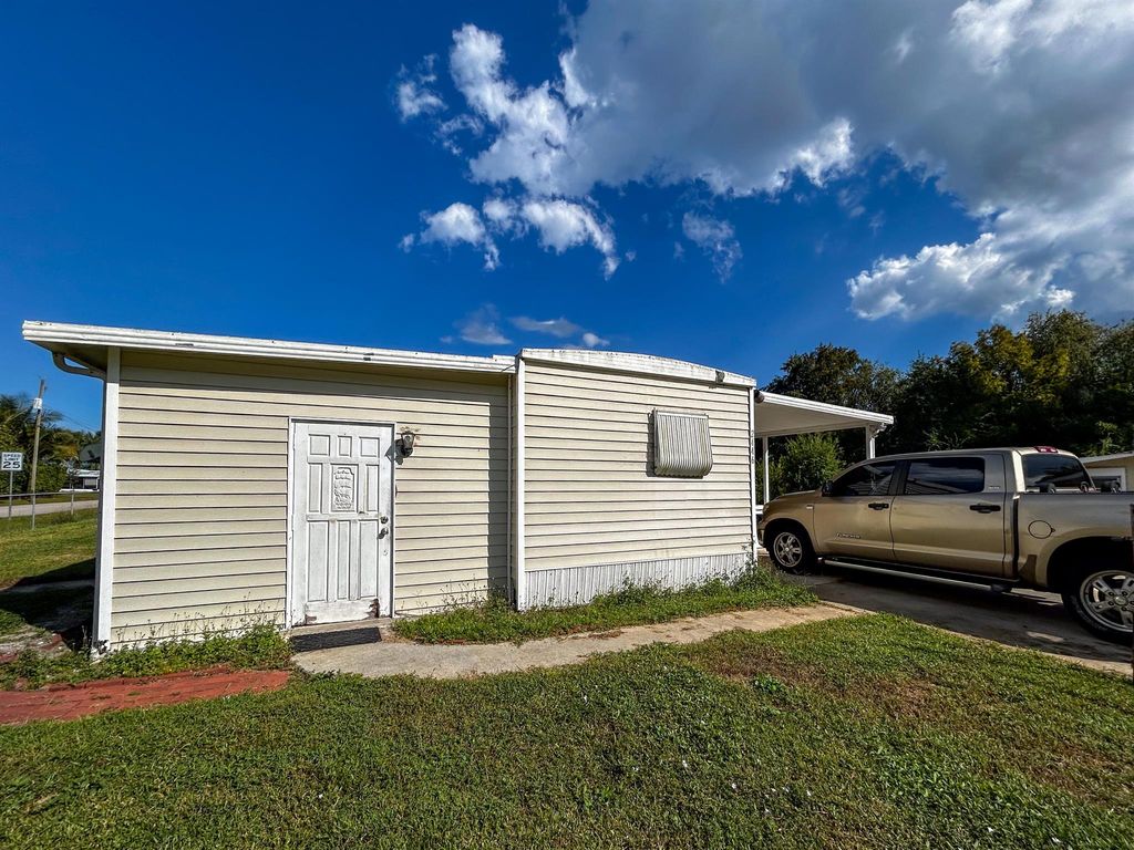 Photo of 2446 SE Carroll Street, Stuart, FL 34997 (MLS # R11140048)