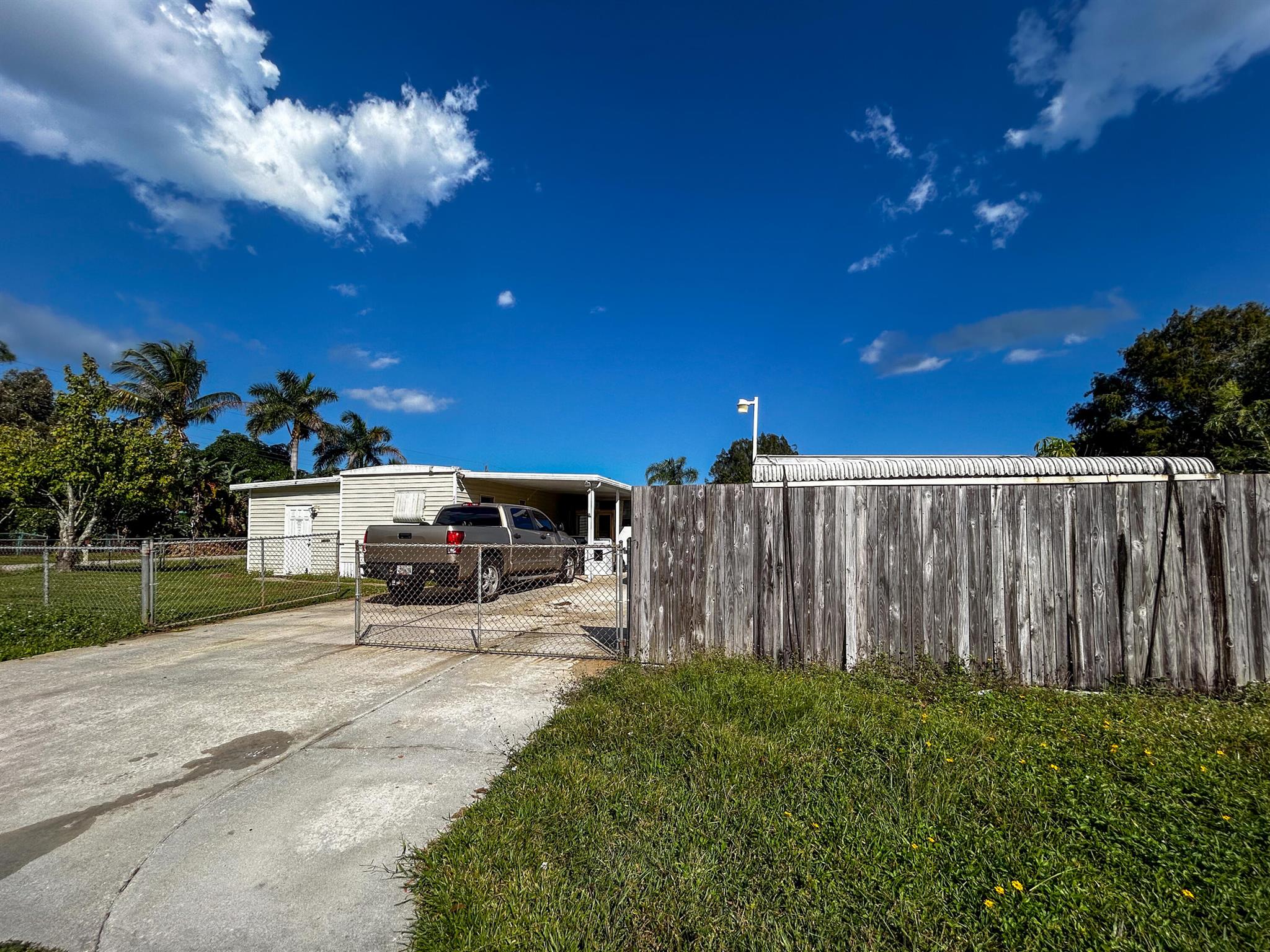 BROWNING'S - Residential