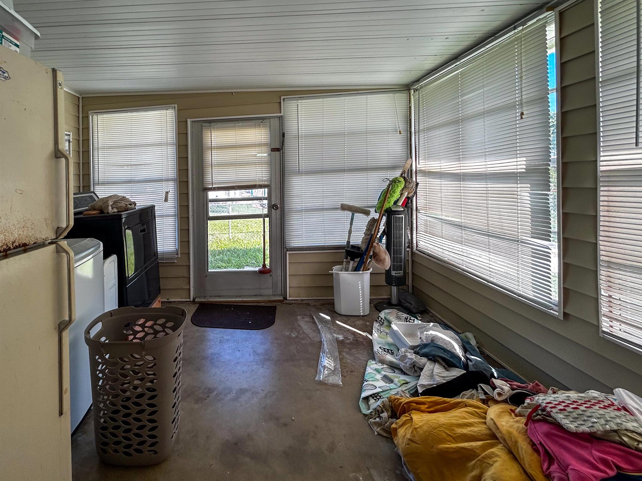 BROWNING'S - Residential