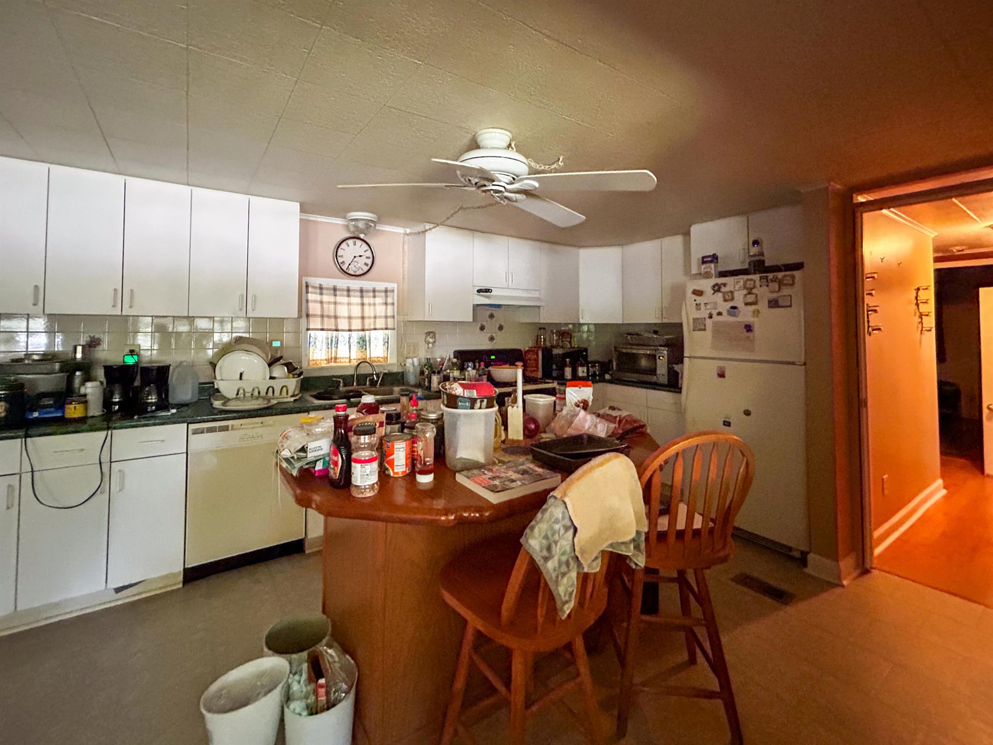 BROWNING'S - Residential