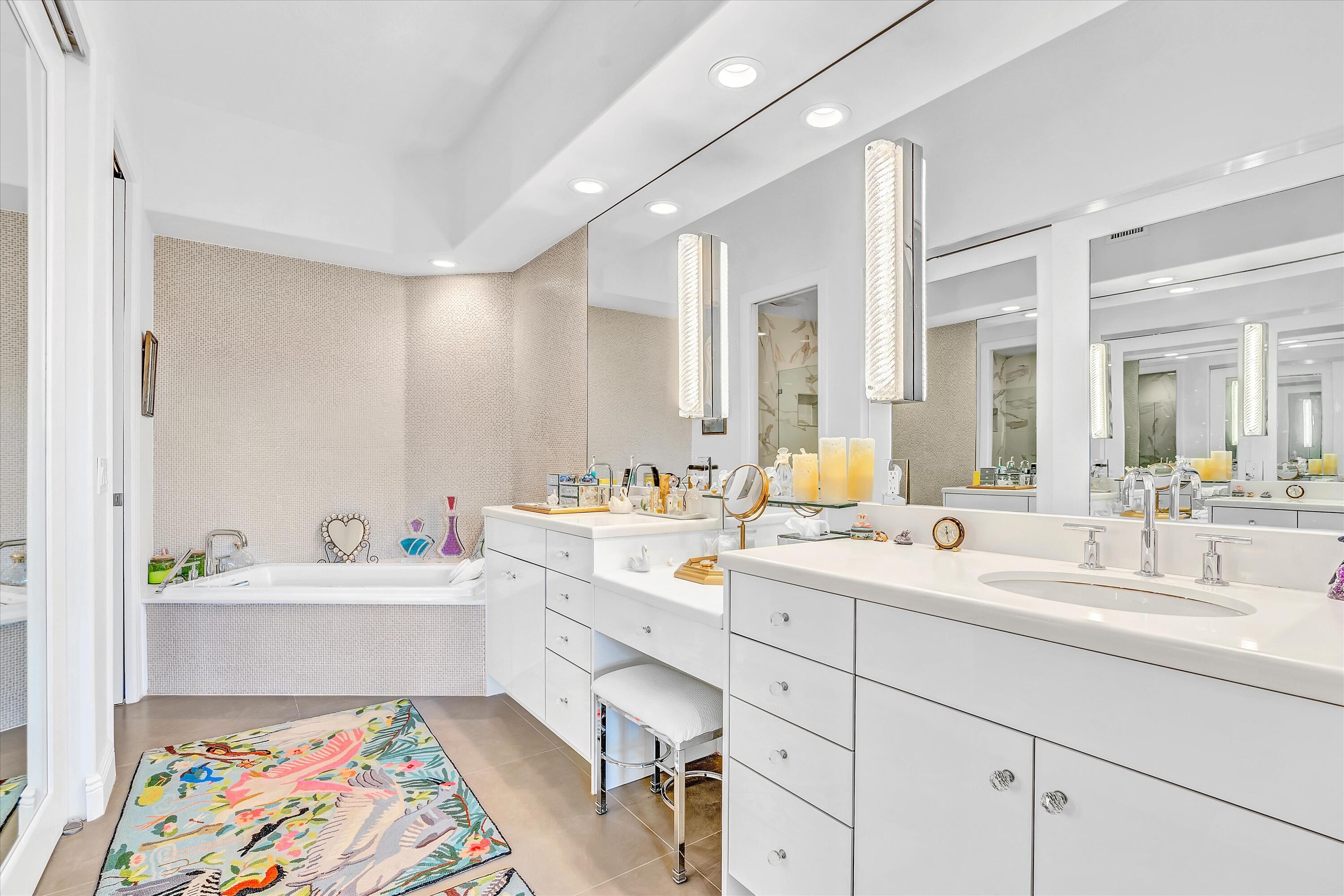 CYPRESS ISLE / POLO CLUB - Residential