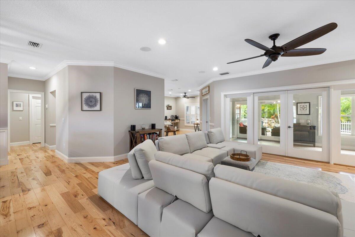 INDIAN OAKS SUBDIVISION - Residential