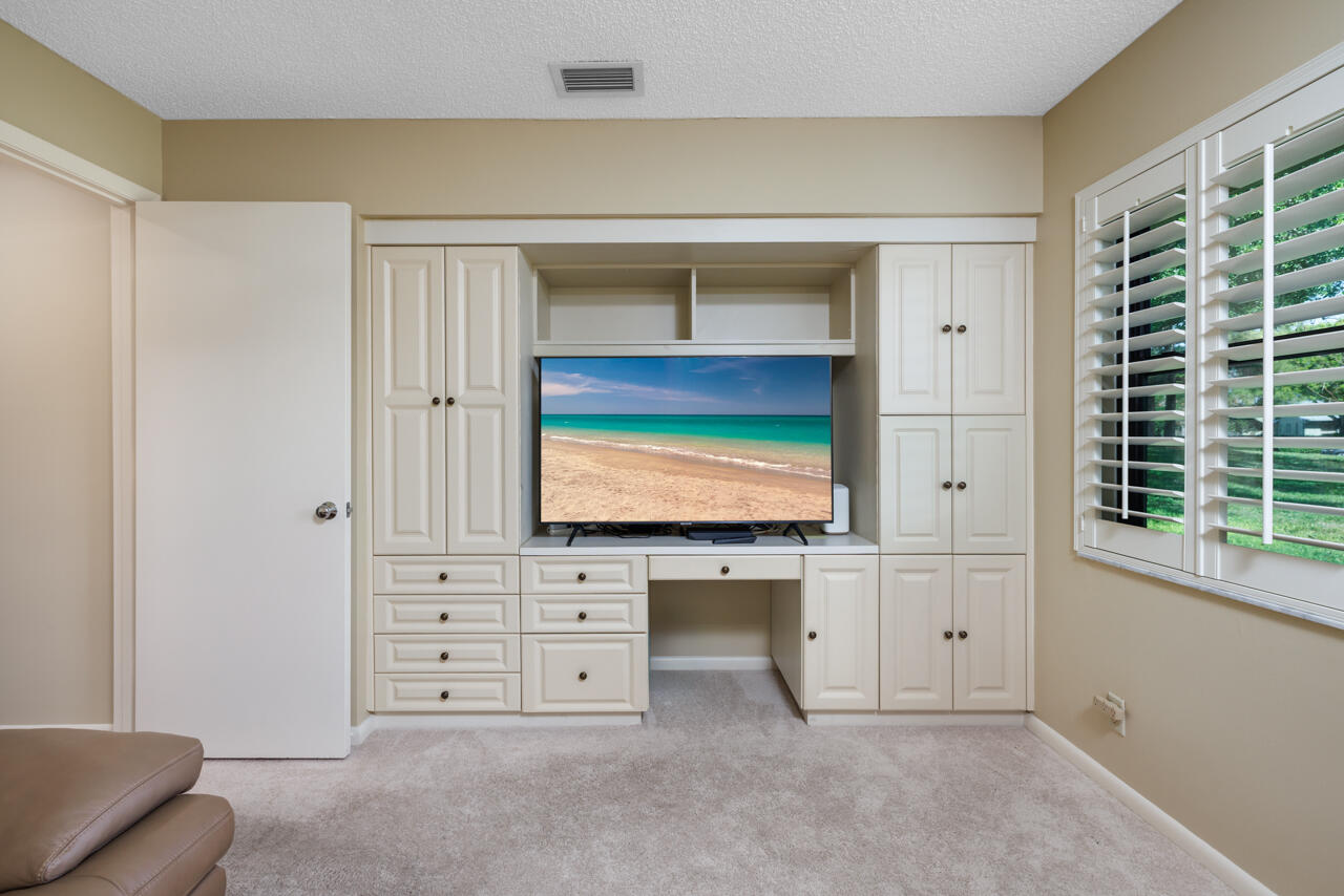 QUAIL MEADOW AT MARTIN DOWNS (AKA MARTIN DOWNS PLA - Residential