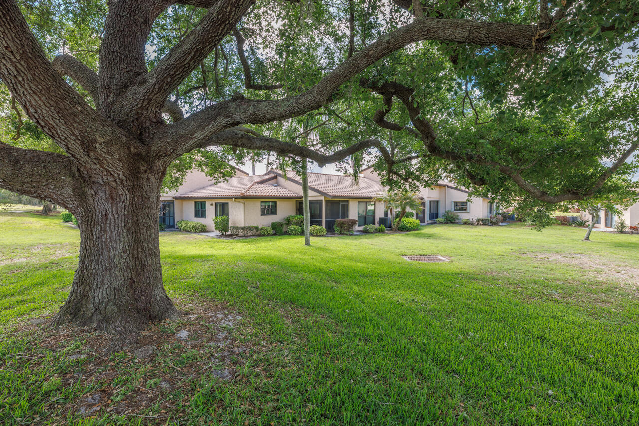 QUAIL MEADOW AT MARTIN DOWNS (AKA MARTIN DOWNS PLA - Residential