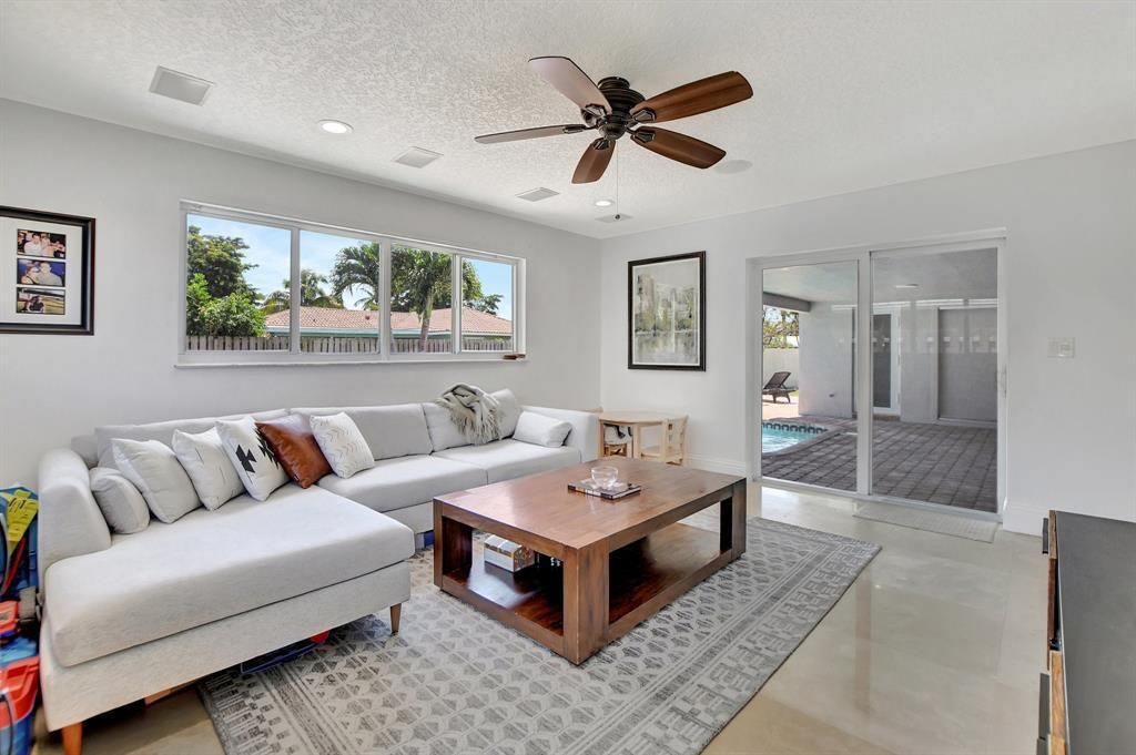 Photo of 1284 SW 13th Drive, Boca Raton, FL 33486 (MLS # R10998786)