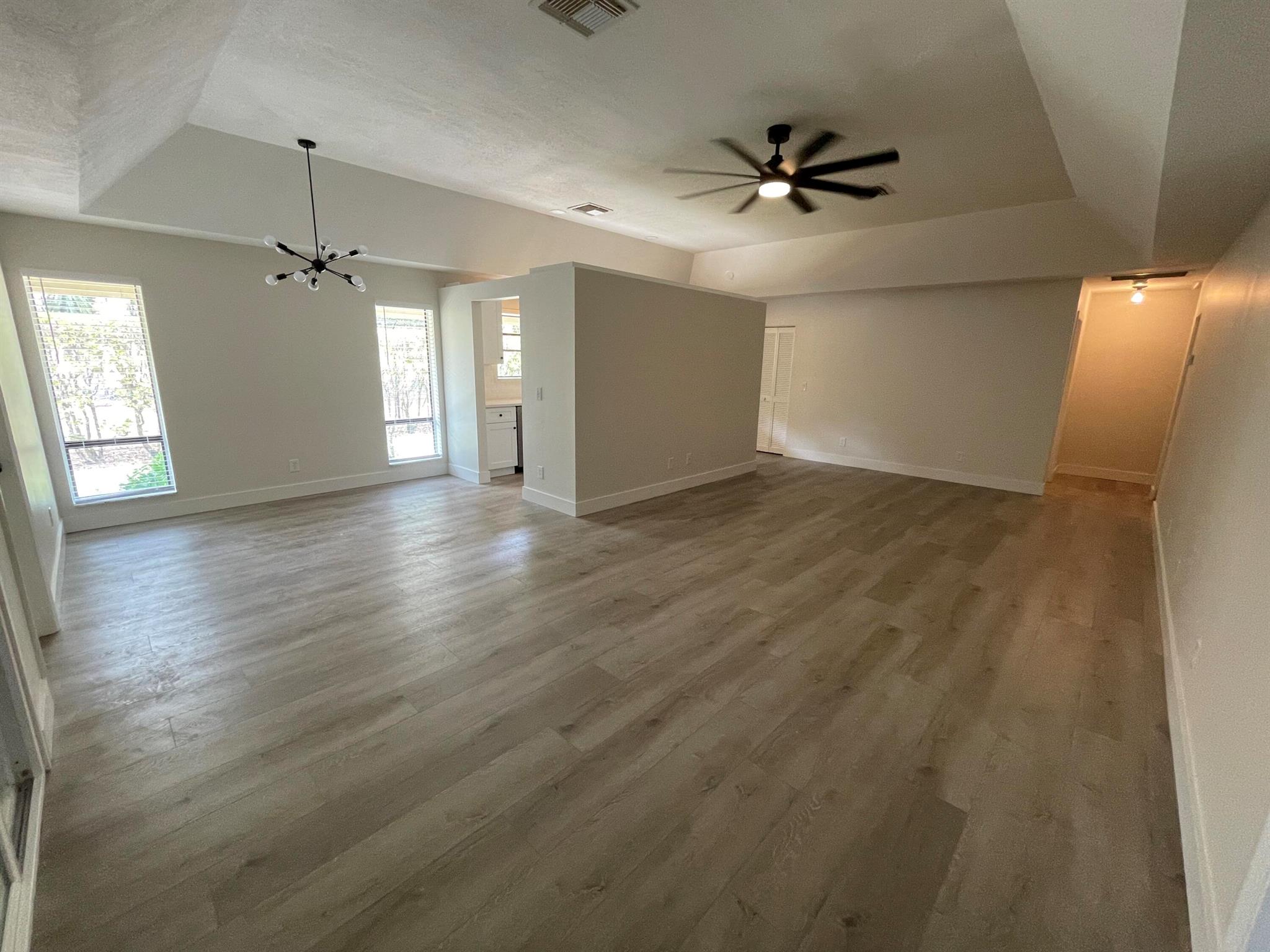 INDIAN CREEK PH IV-A - Residential Lease