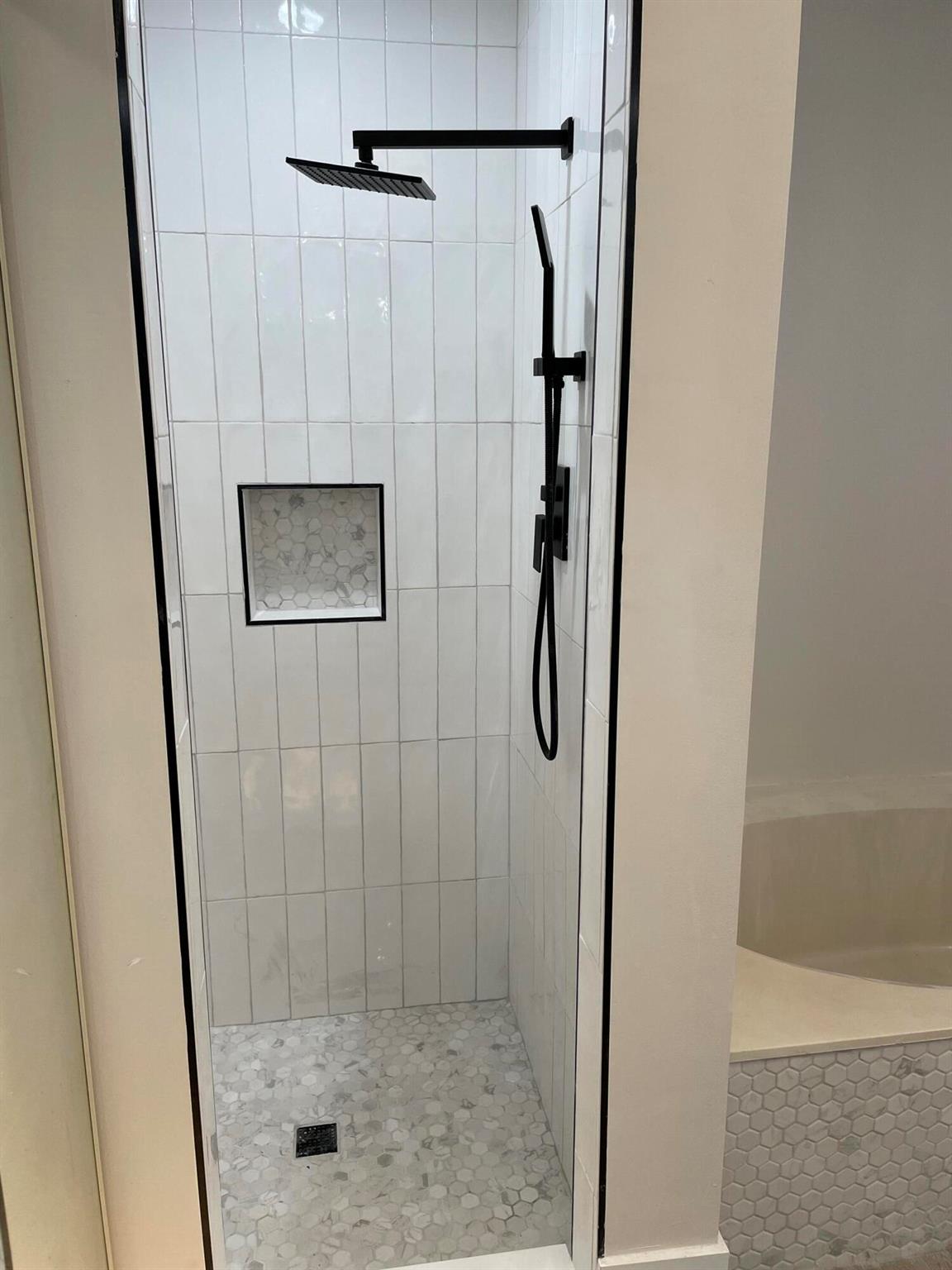 INDIAN CREEK PH IV-A - Residential Lease