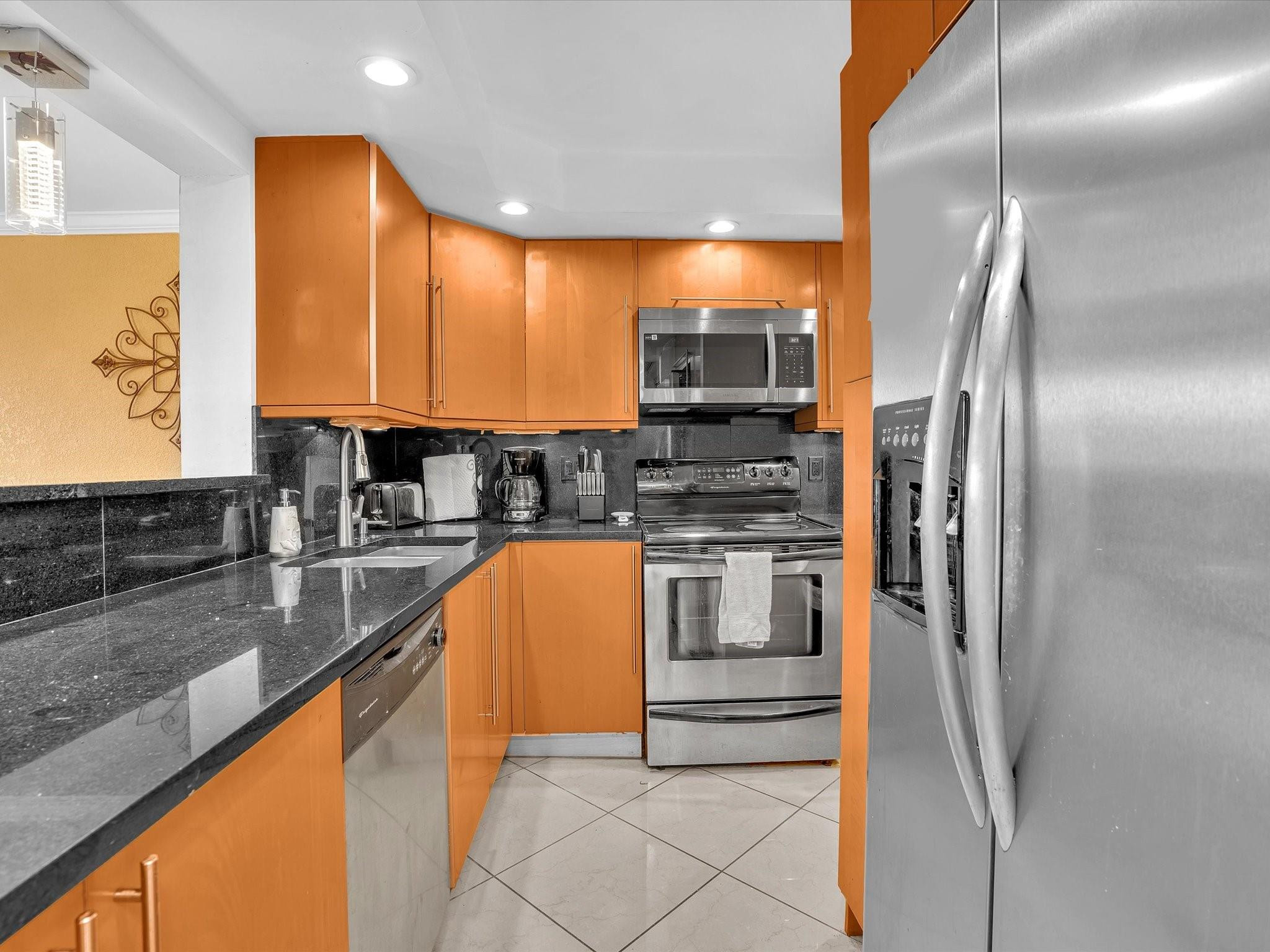 401 Golden Isles Drive 1007